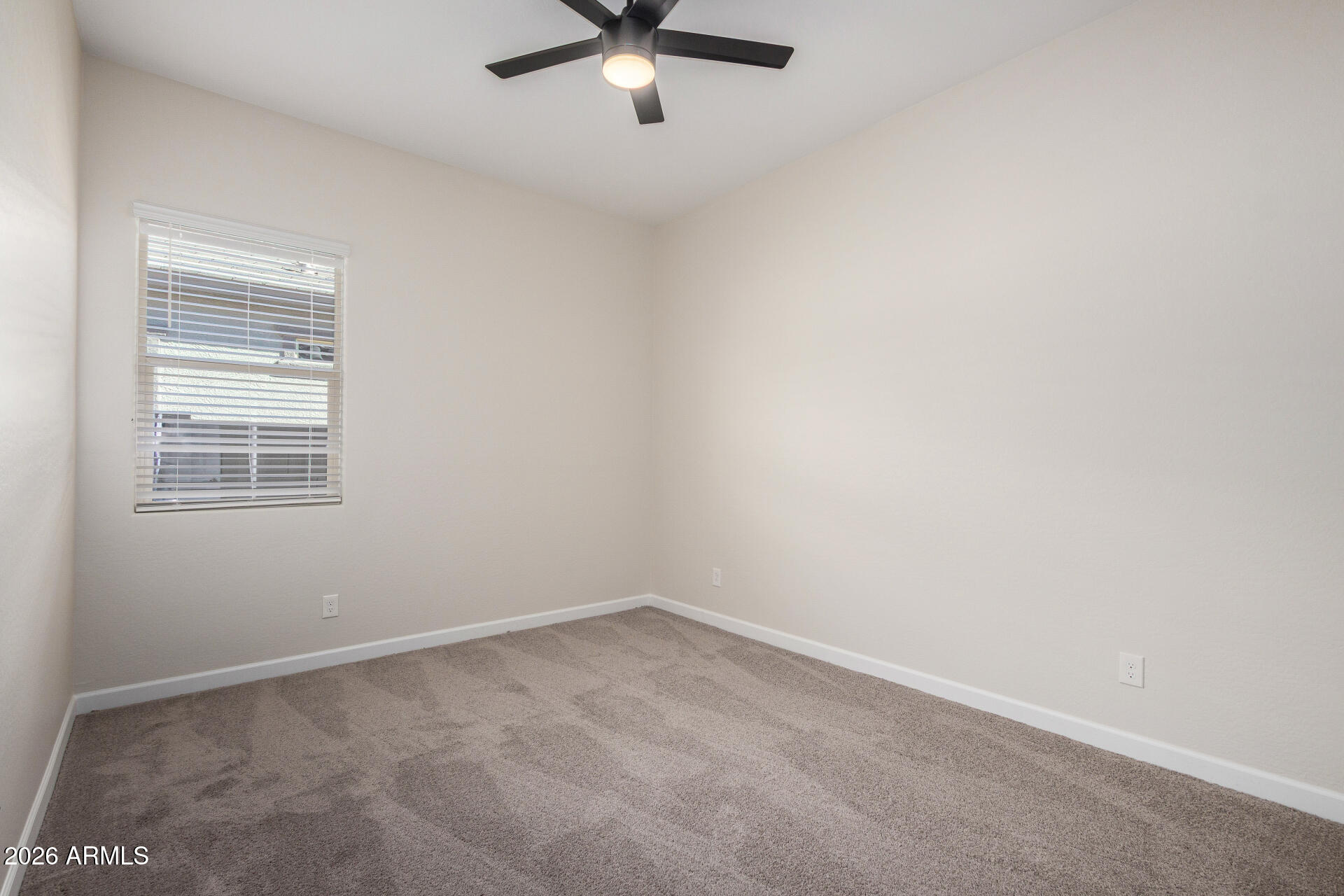 21466 E VIA DE ARBOLES