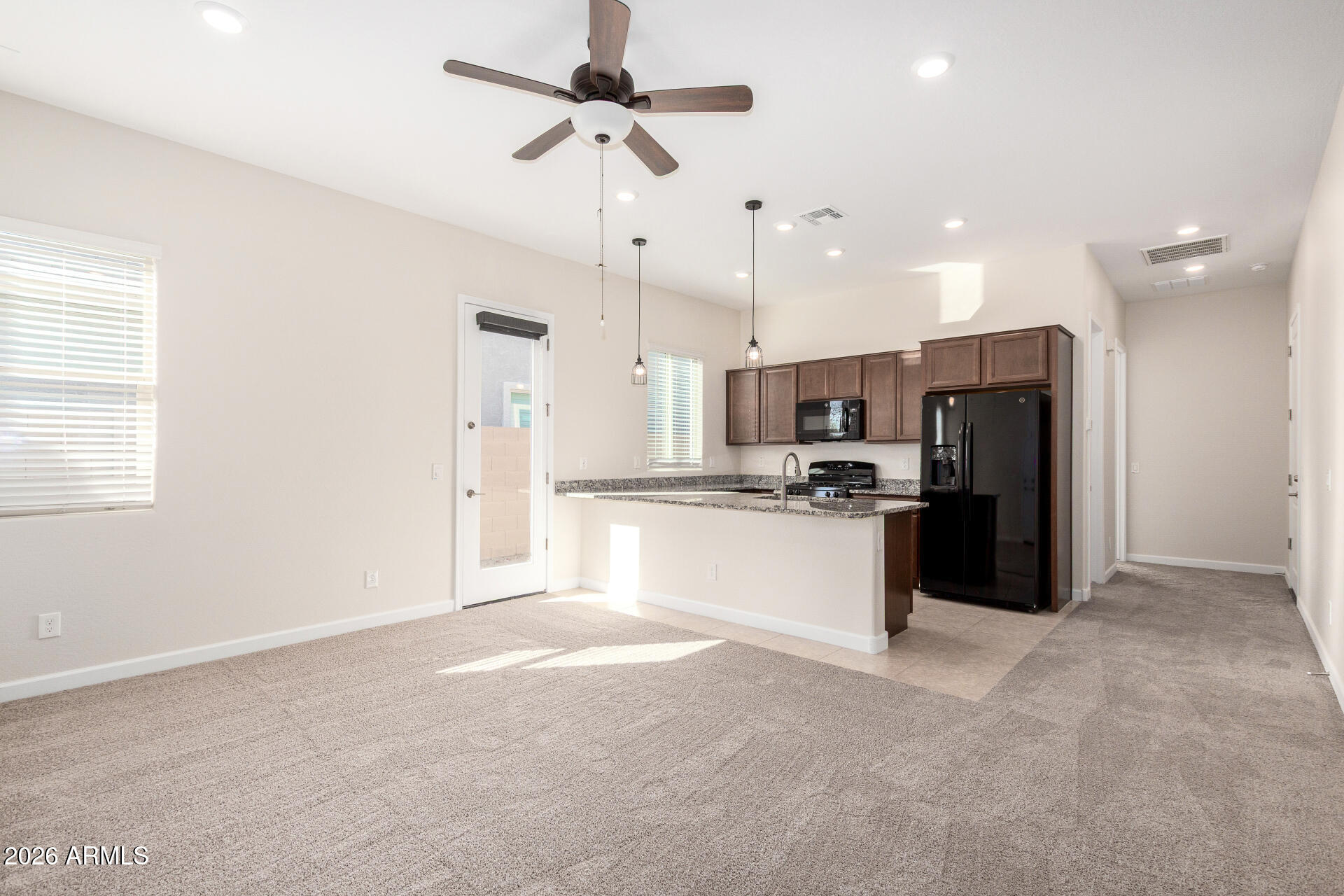 21466 E VIA DE ARBOLES