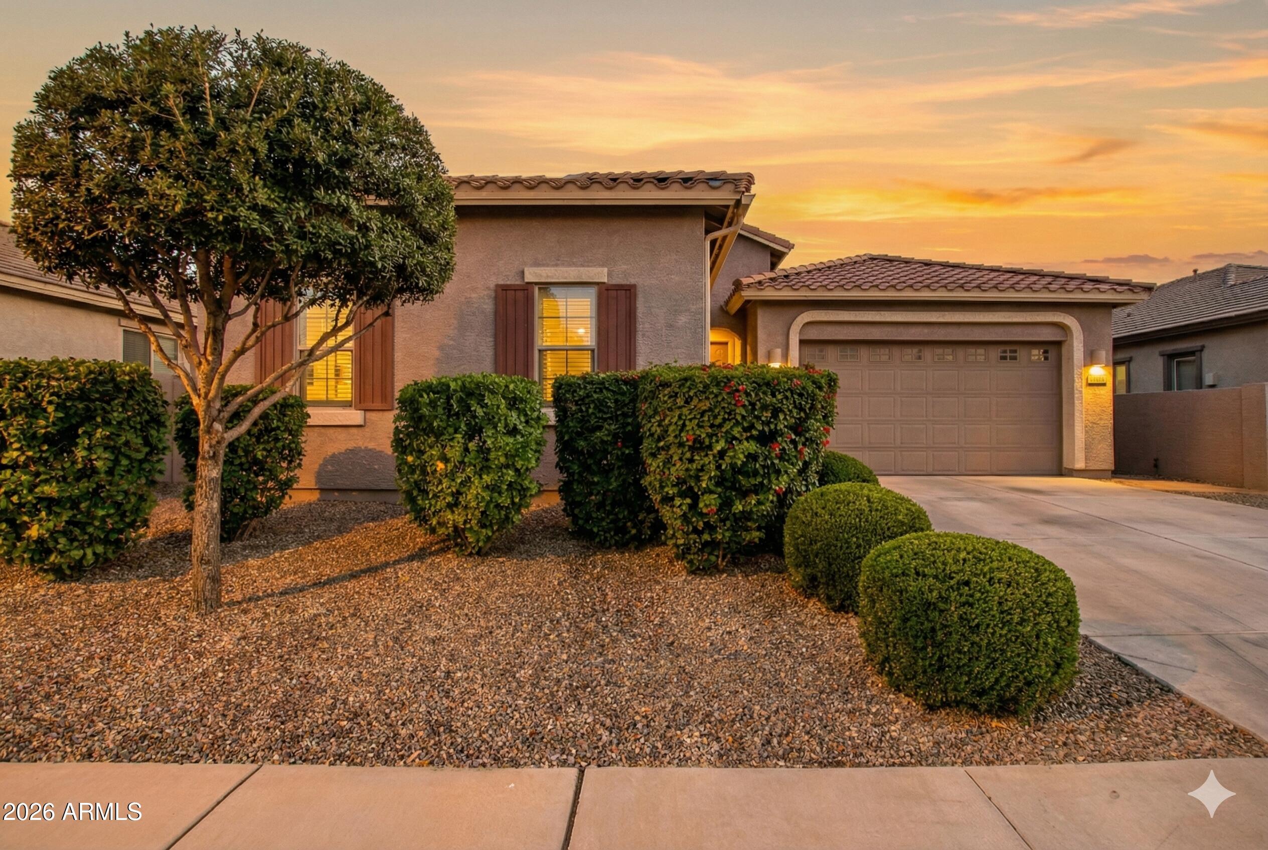 21466 E VIA DE ARBOLES
