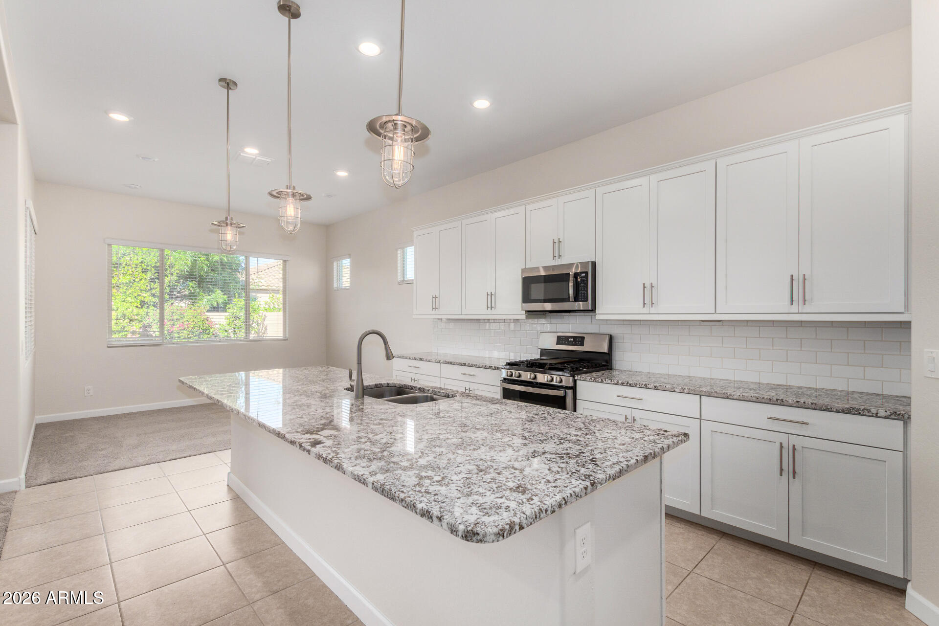 21466 E VIA DE ARBOLES