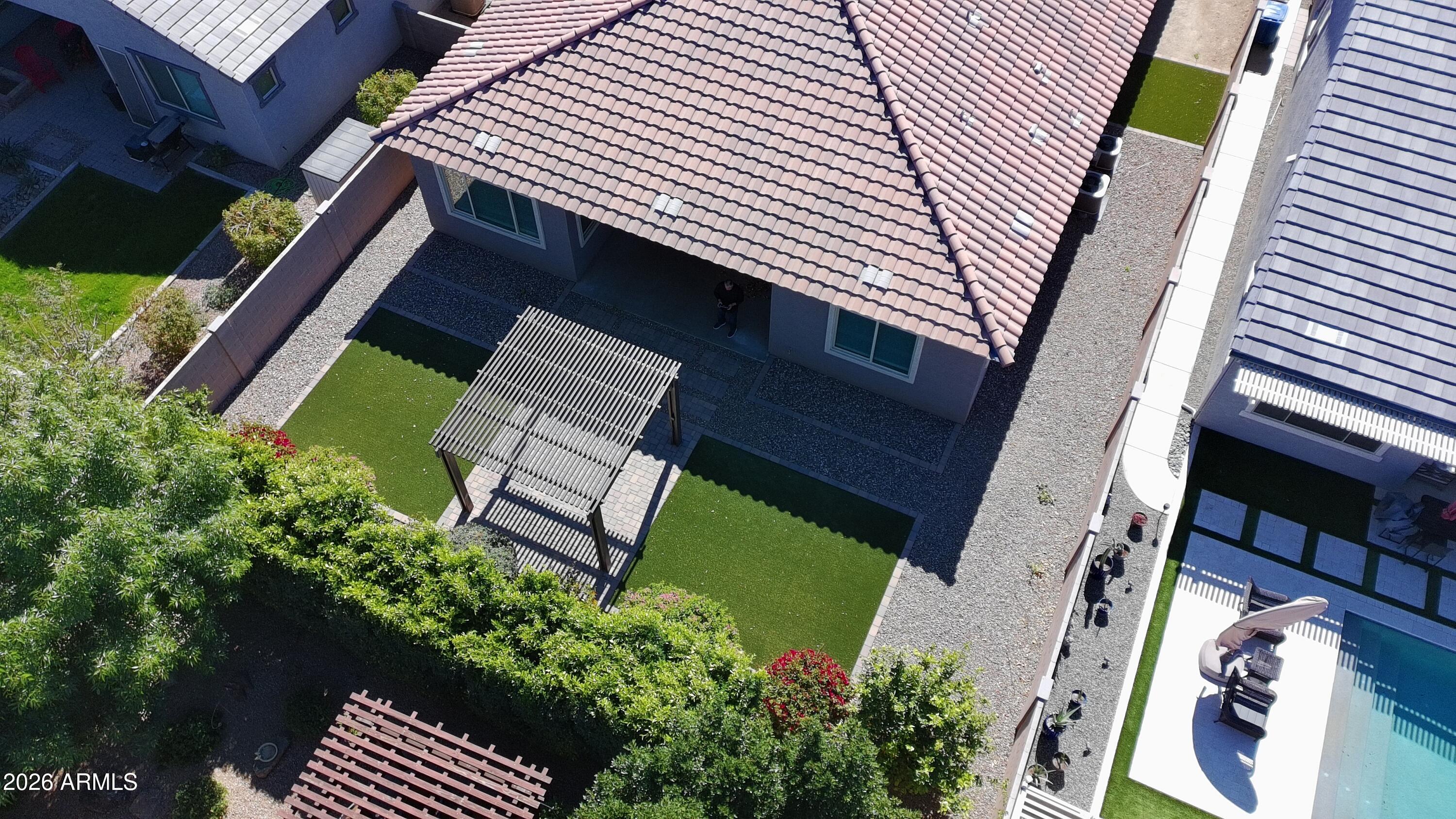 21466 E VIA DE ARBOLES