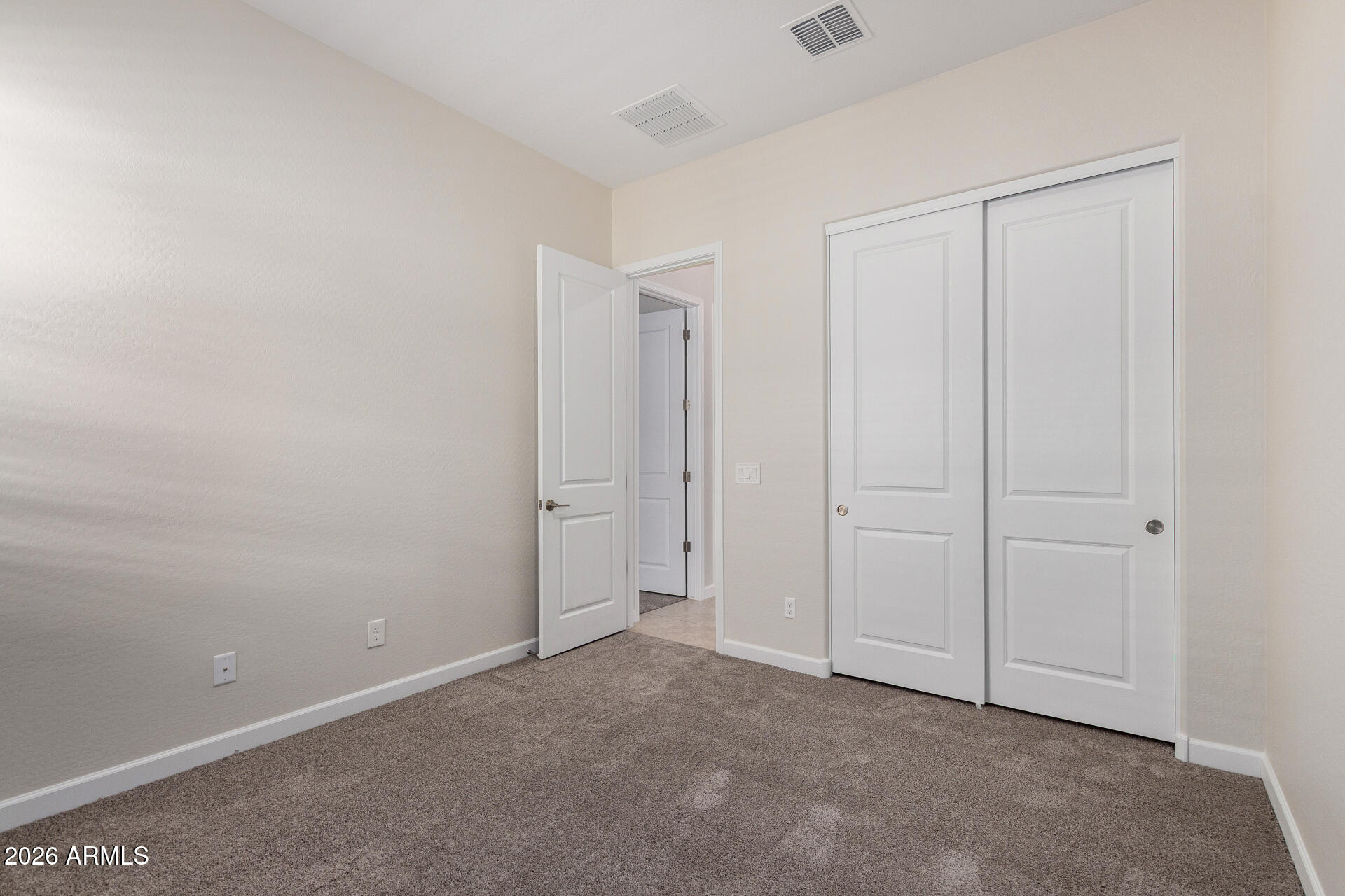 21466 E VIA DE ARBOLES