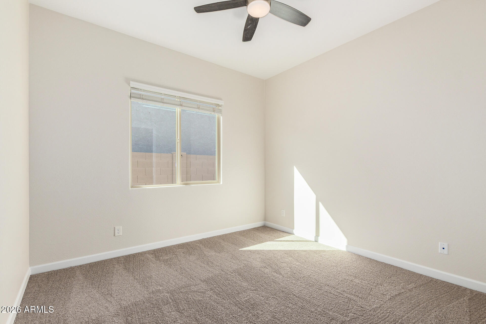 21466 E VIA DE ARBOLES