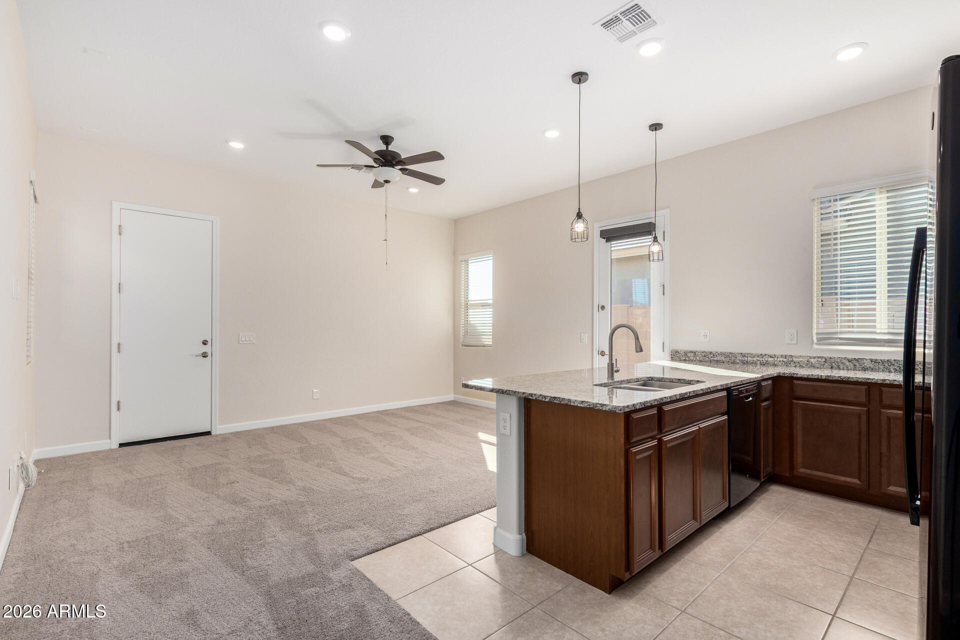 21466 E VIA DE ARBOLES