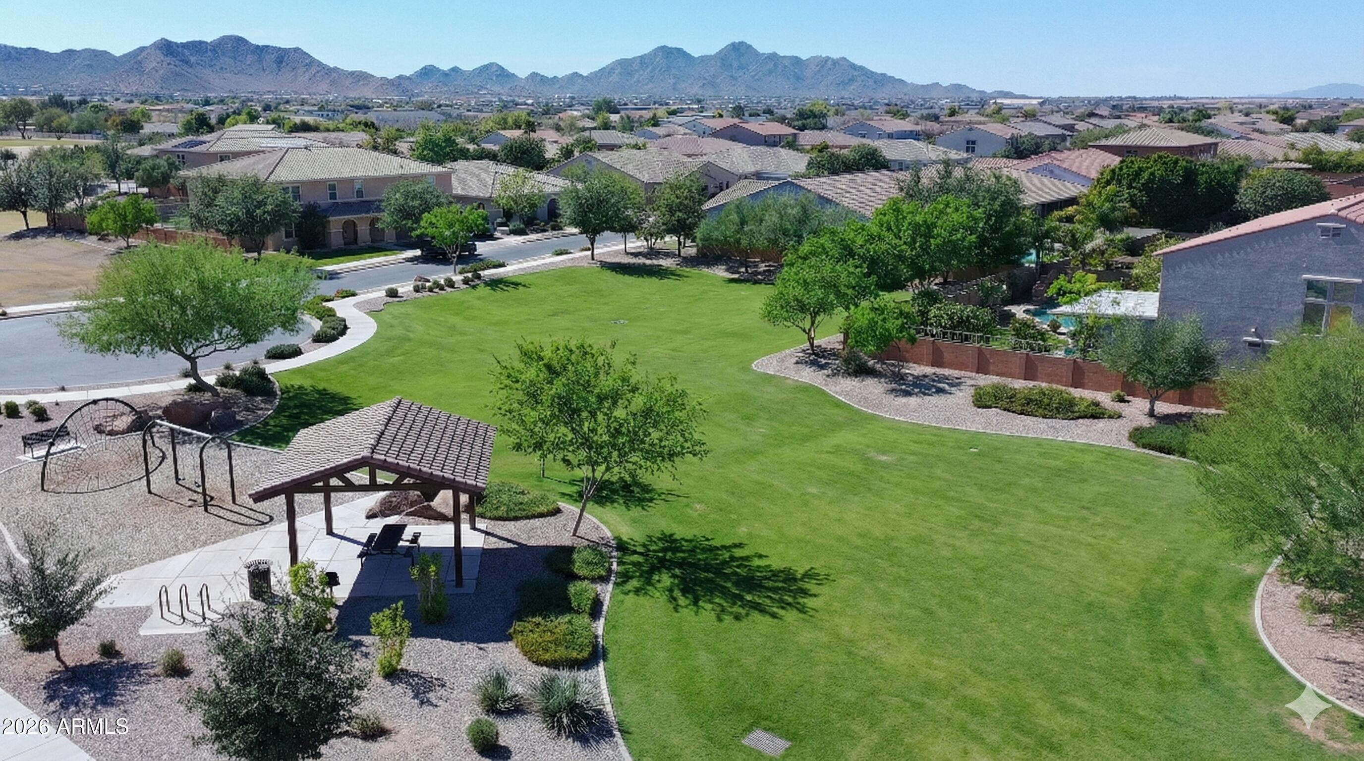 21466 E VIA DE ARBOLES