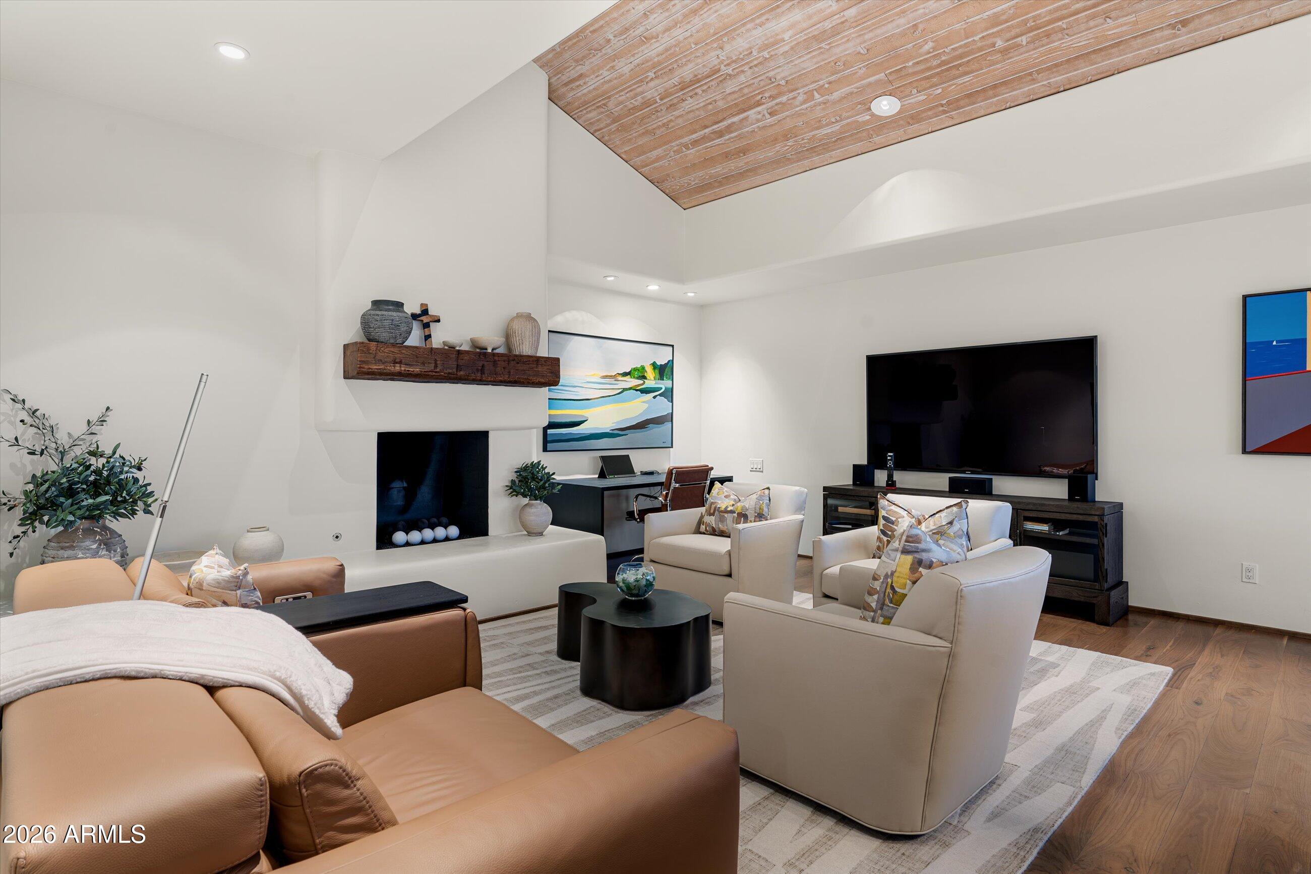 10641 E Tamarisk Way