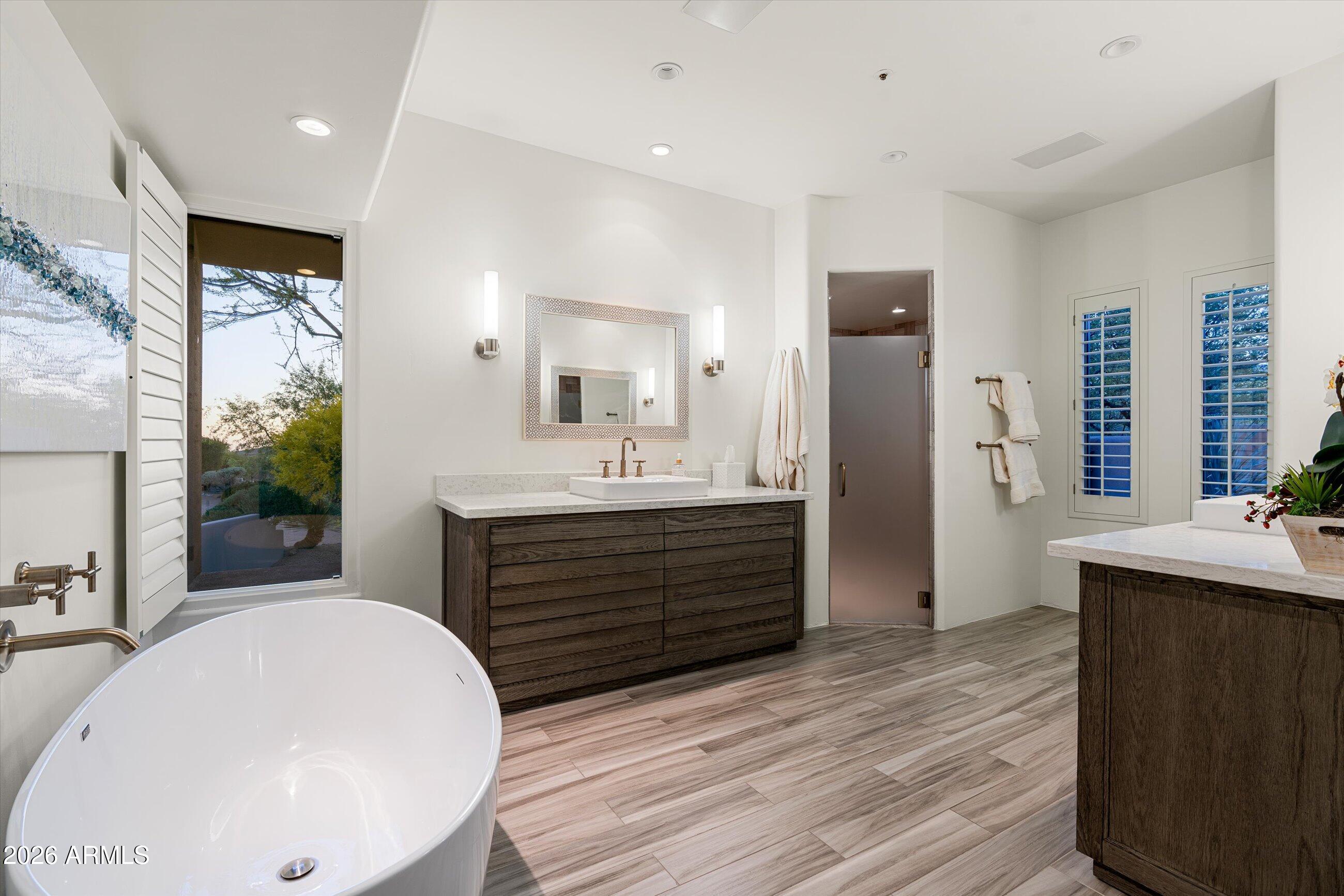 10641 E Tamarisk Way