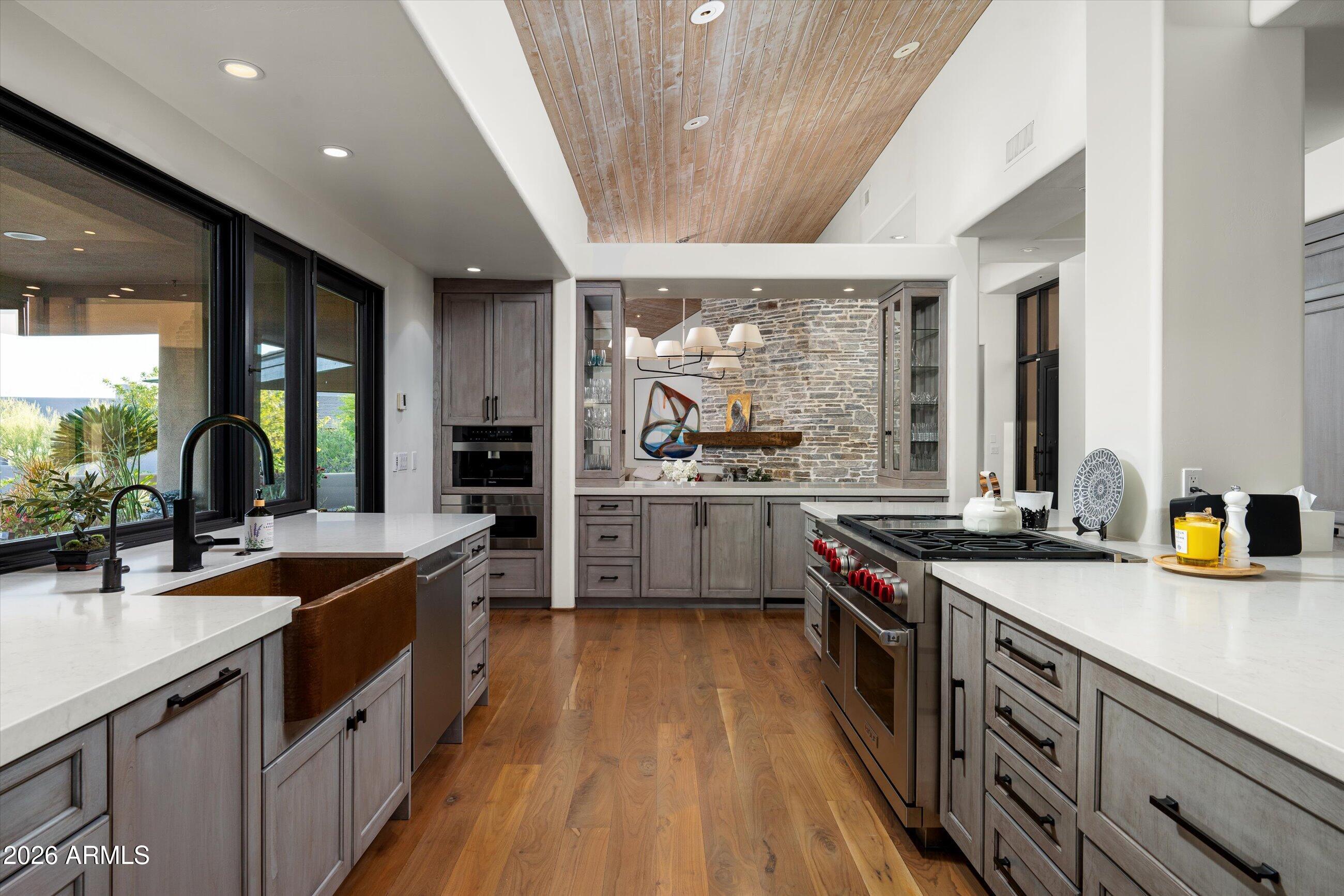 10641 E Tamarisk Way