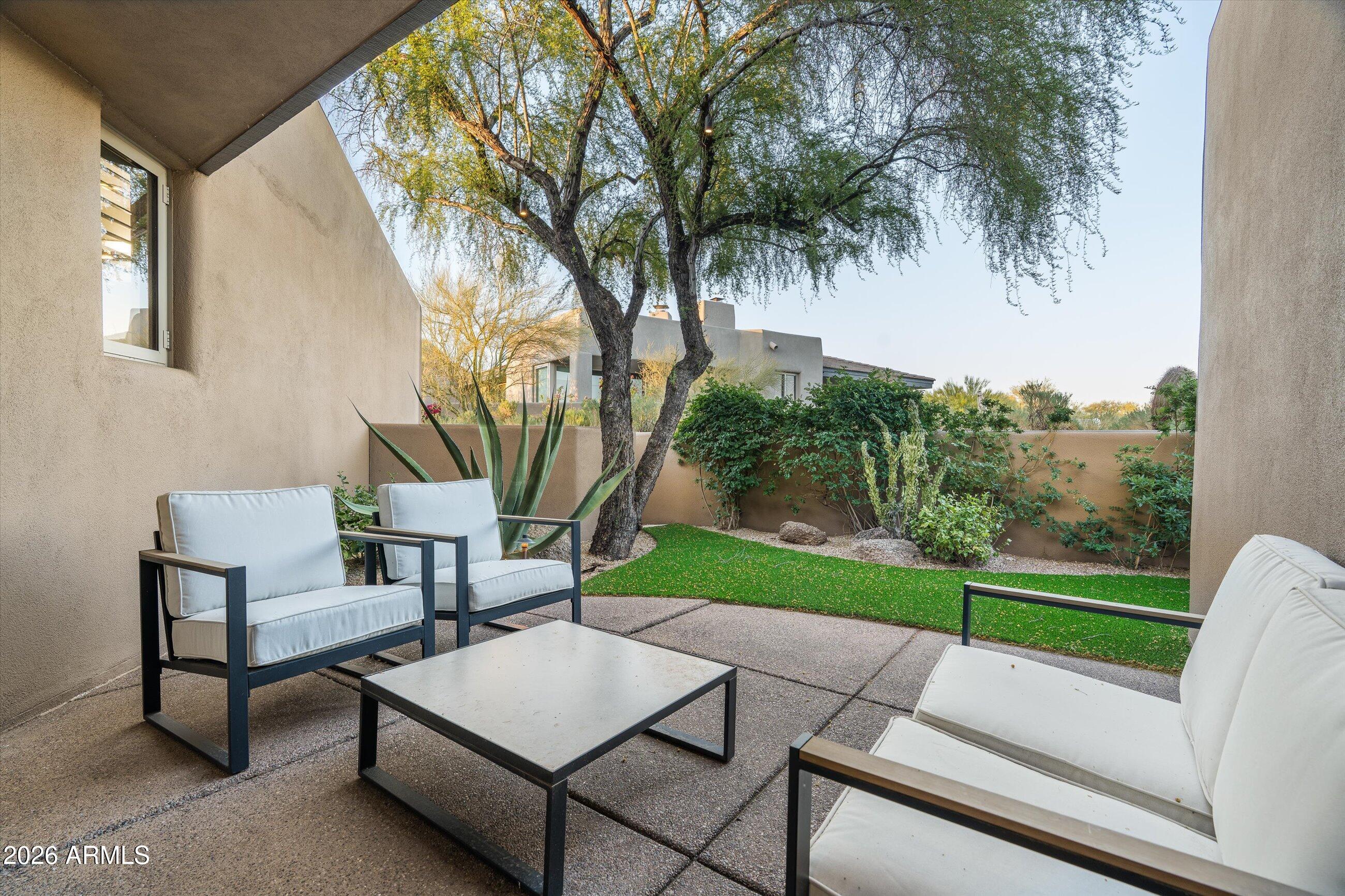 10641 E Tamarisk Way