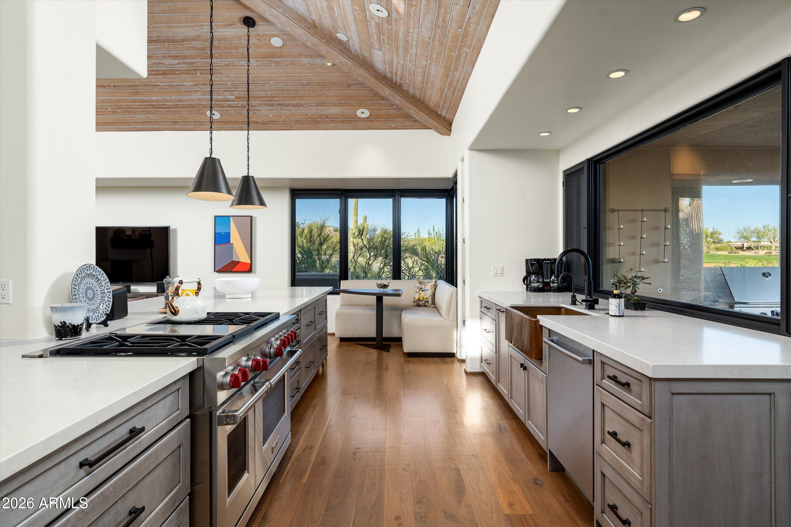 10641 E Tamarisk Way