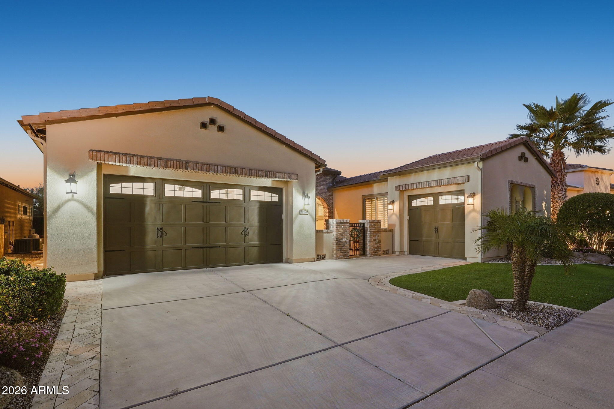 36976 N STONEWARE Drive