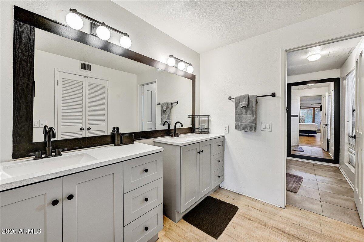 7803 E MACKENZIE Drive