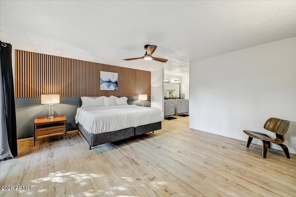 7803 E MACKENZIE Drive