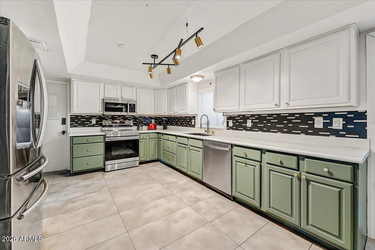 7803 E MACKENZIE Drive