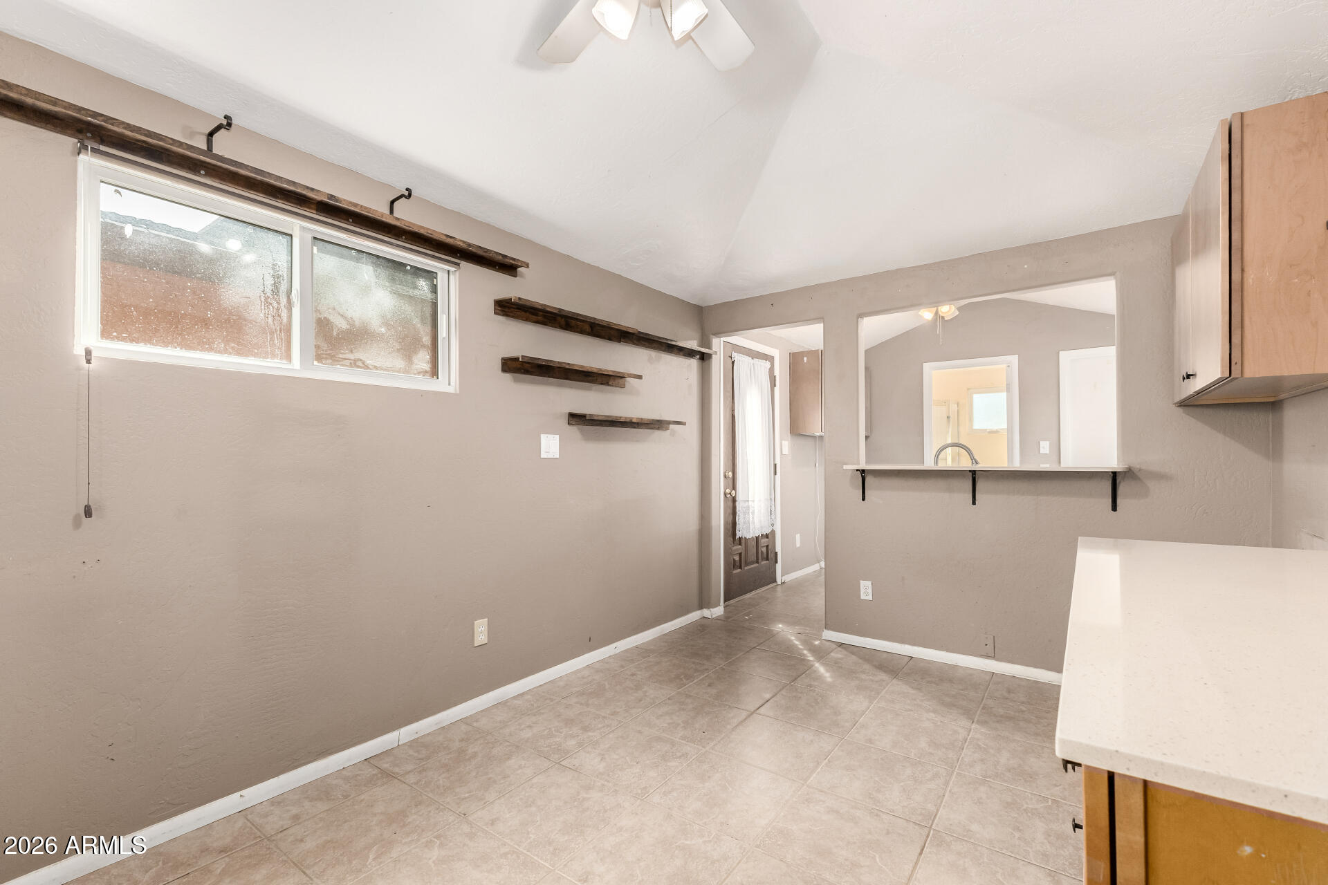 612 W GLENEAGLES Drive