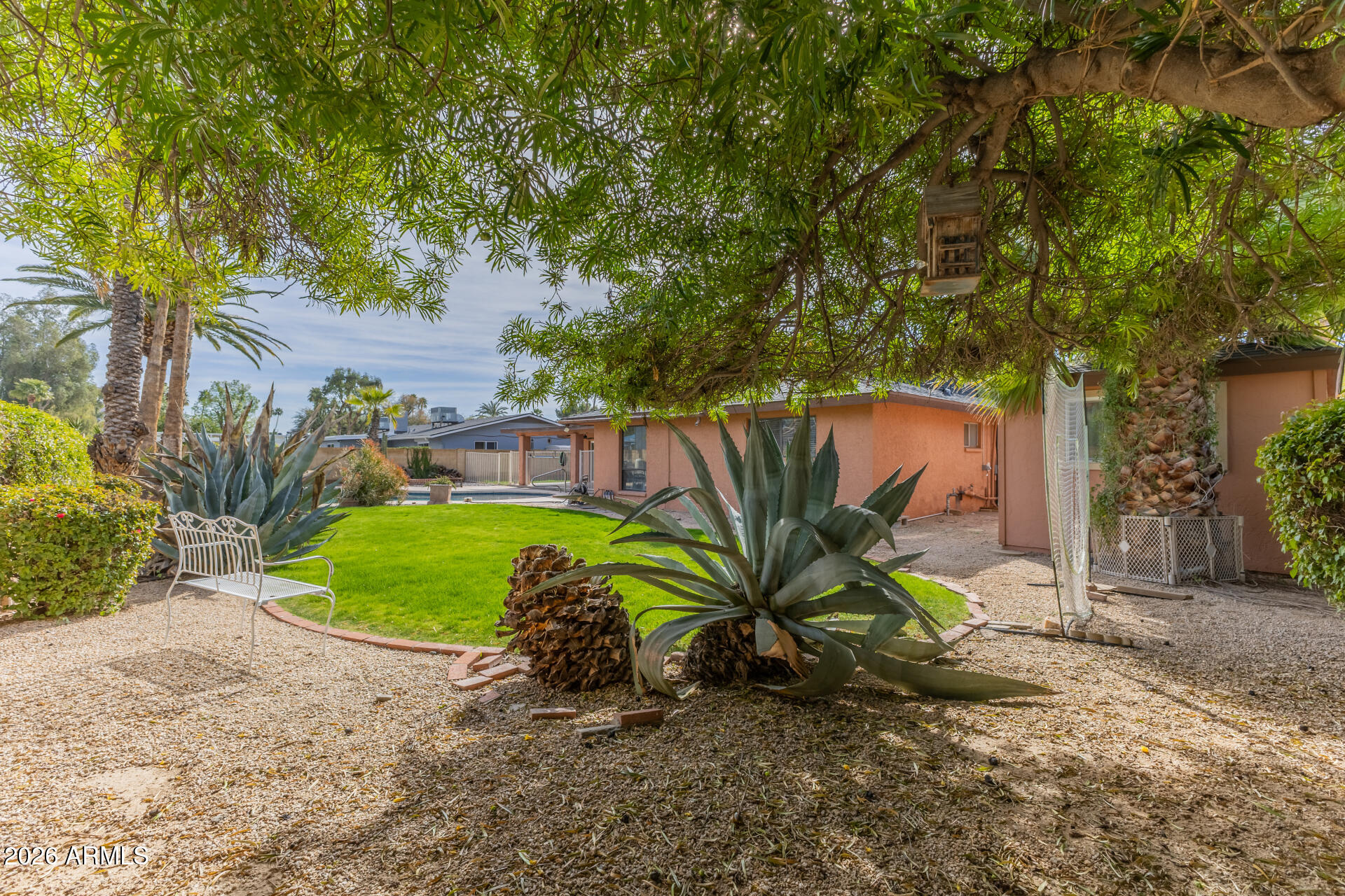 612 W GLENEAGLES Drive