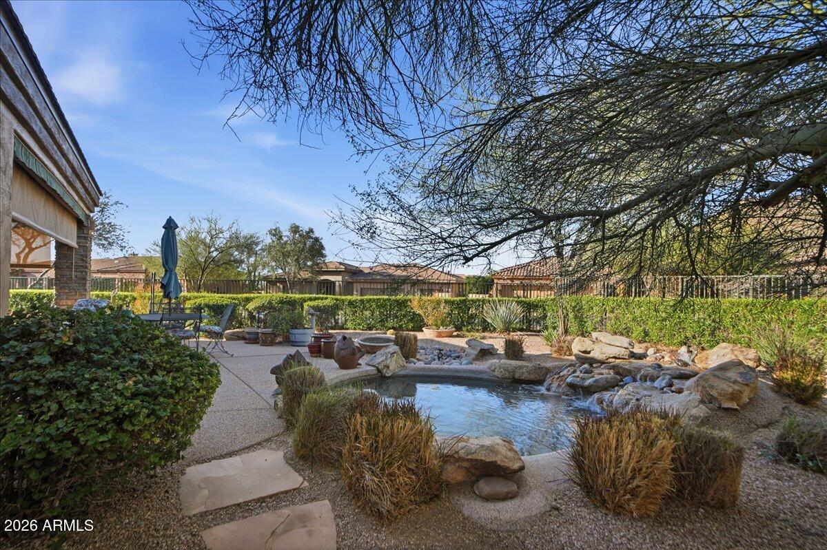 9032 N BROKEN BOW Street