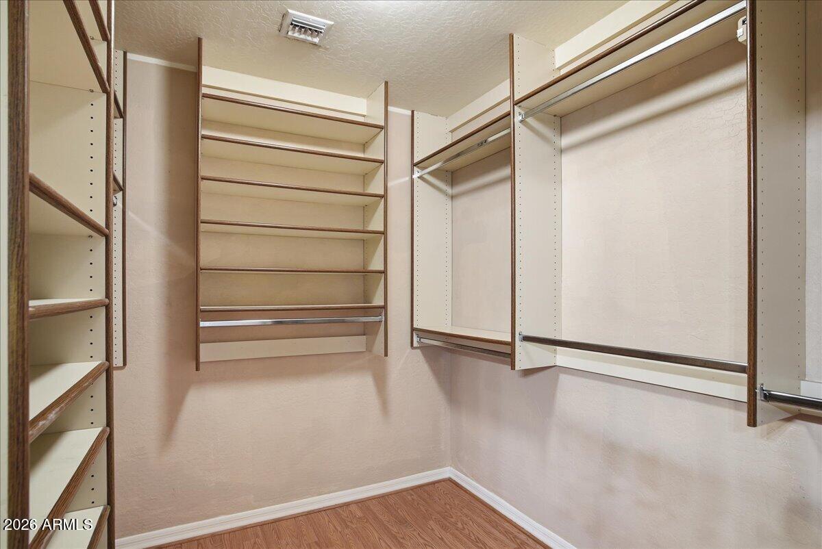 9032 N BROKEN BOW Street