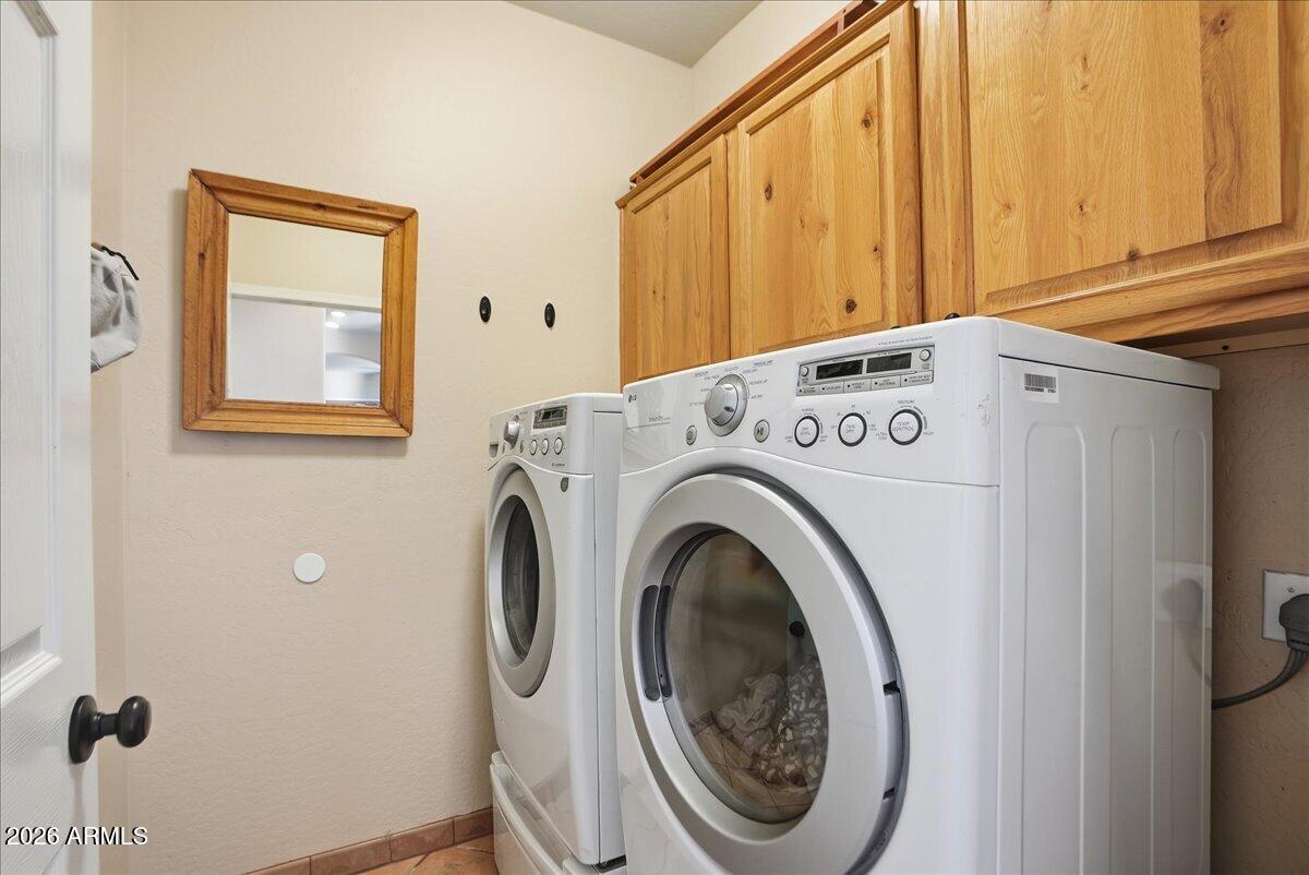 9032 N BROKEN BOW Street