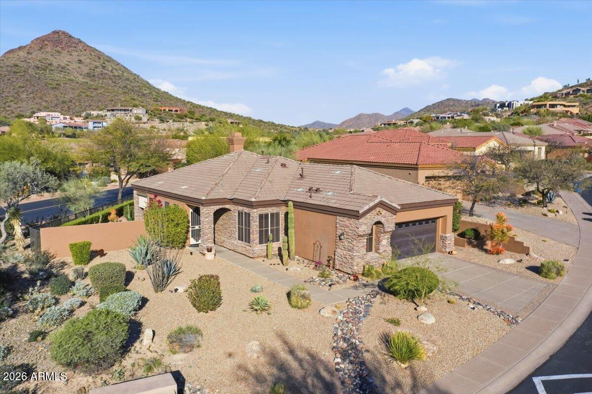 9032 N BROKEN BOW Street