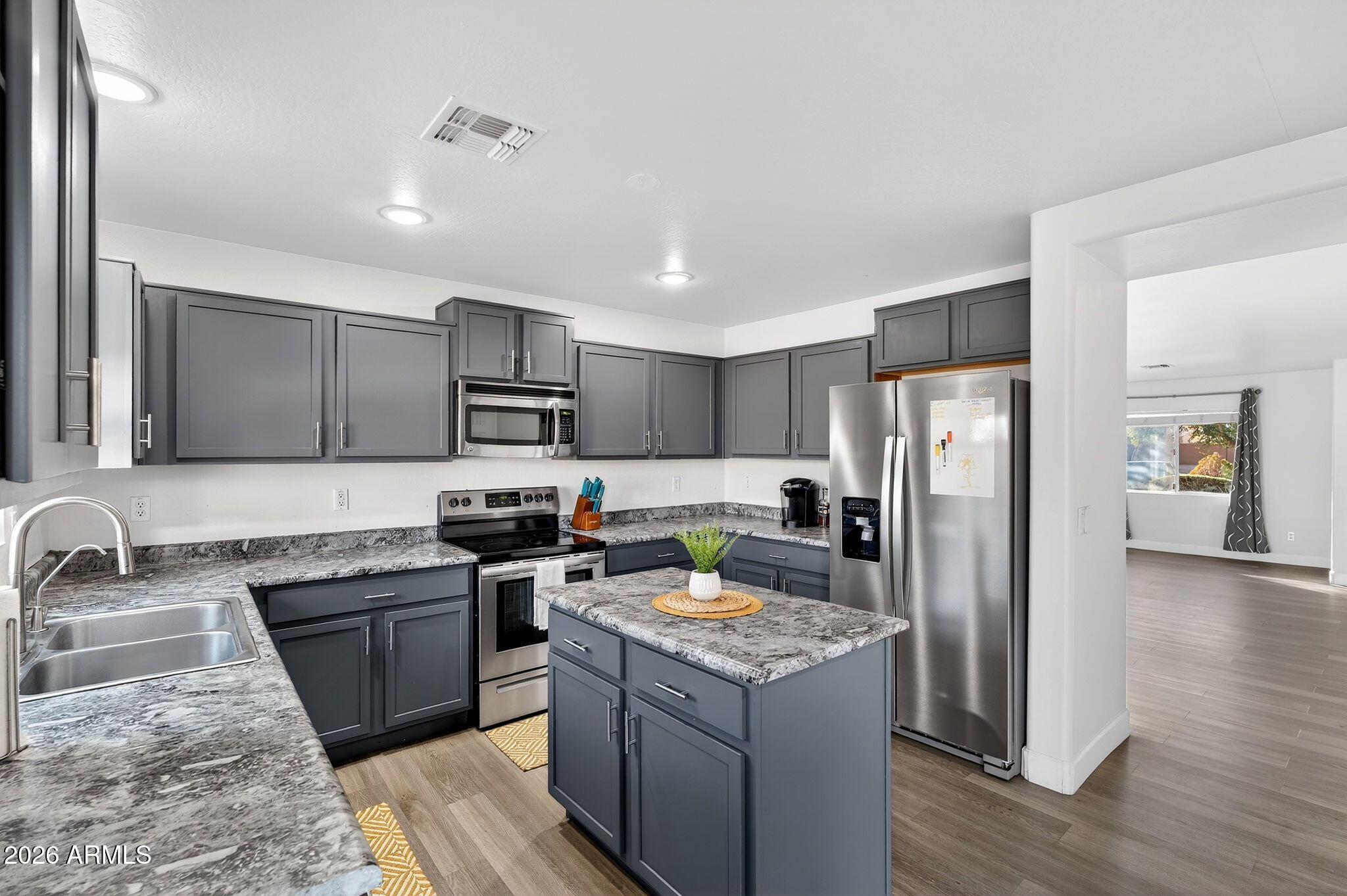 4610 E SUPERIOR Road