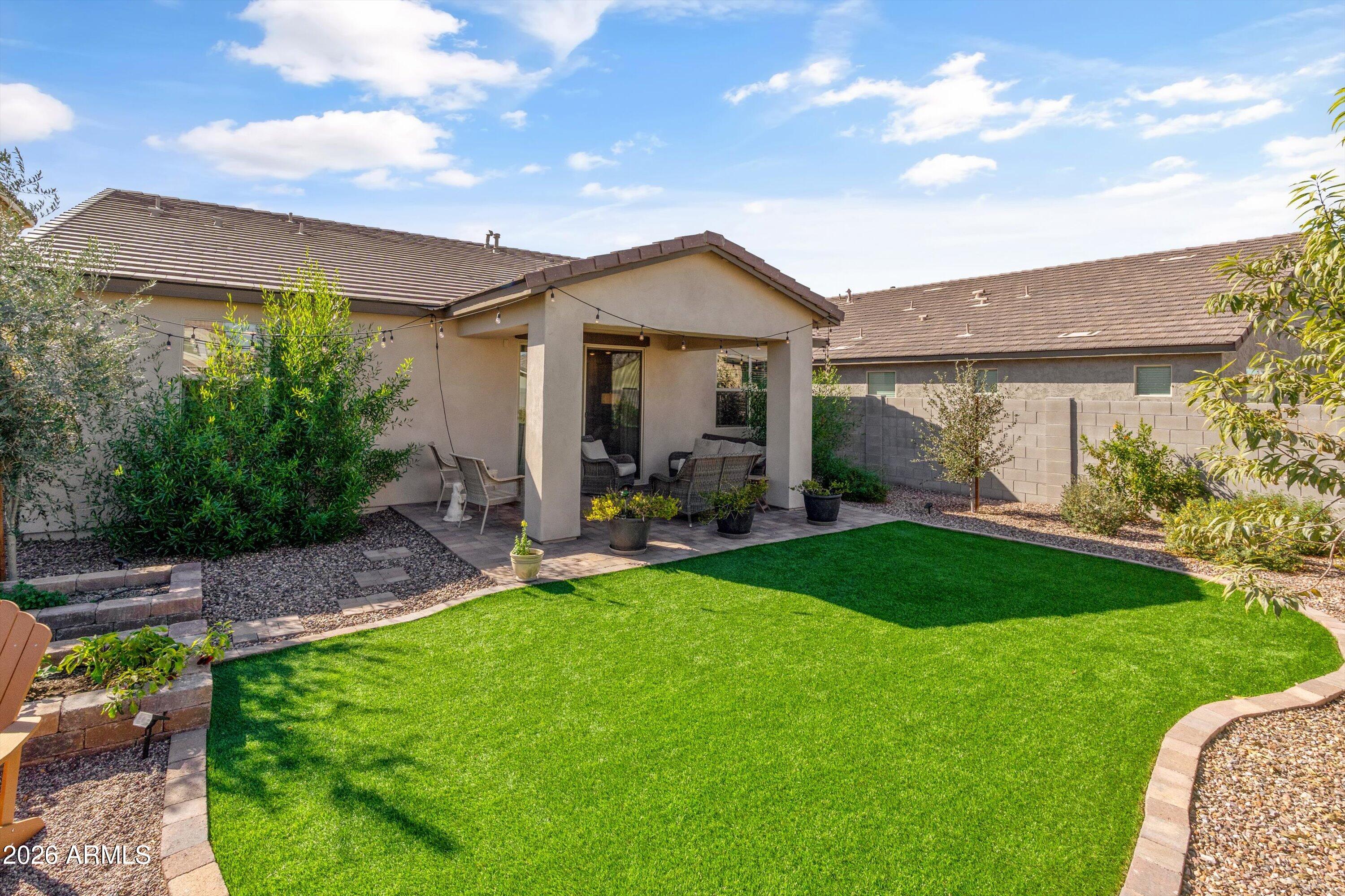 4350 W SEBASTIAN Lane