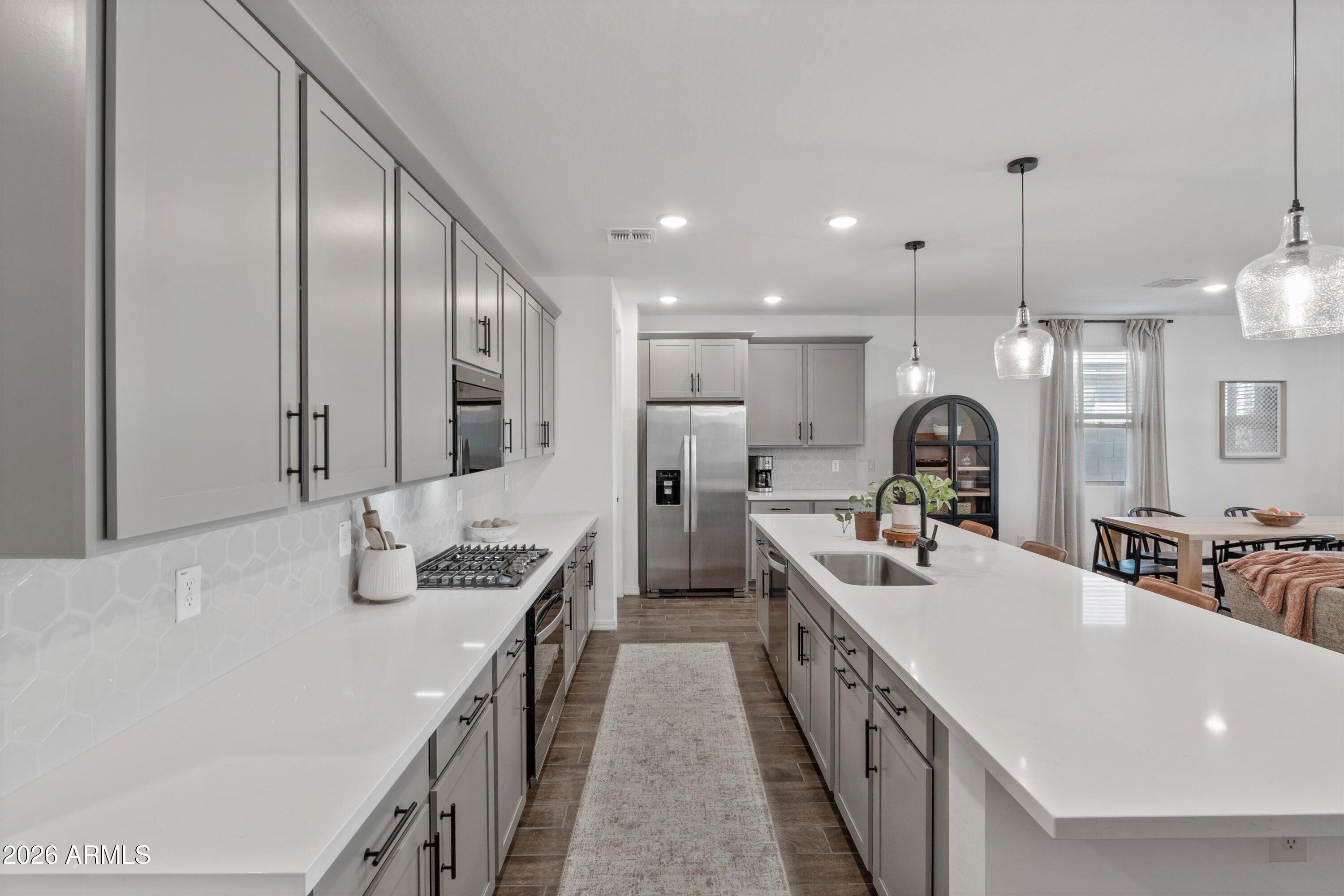 4350 W SEBASTIAN Lane