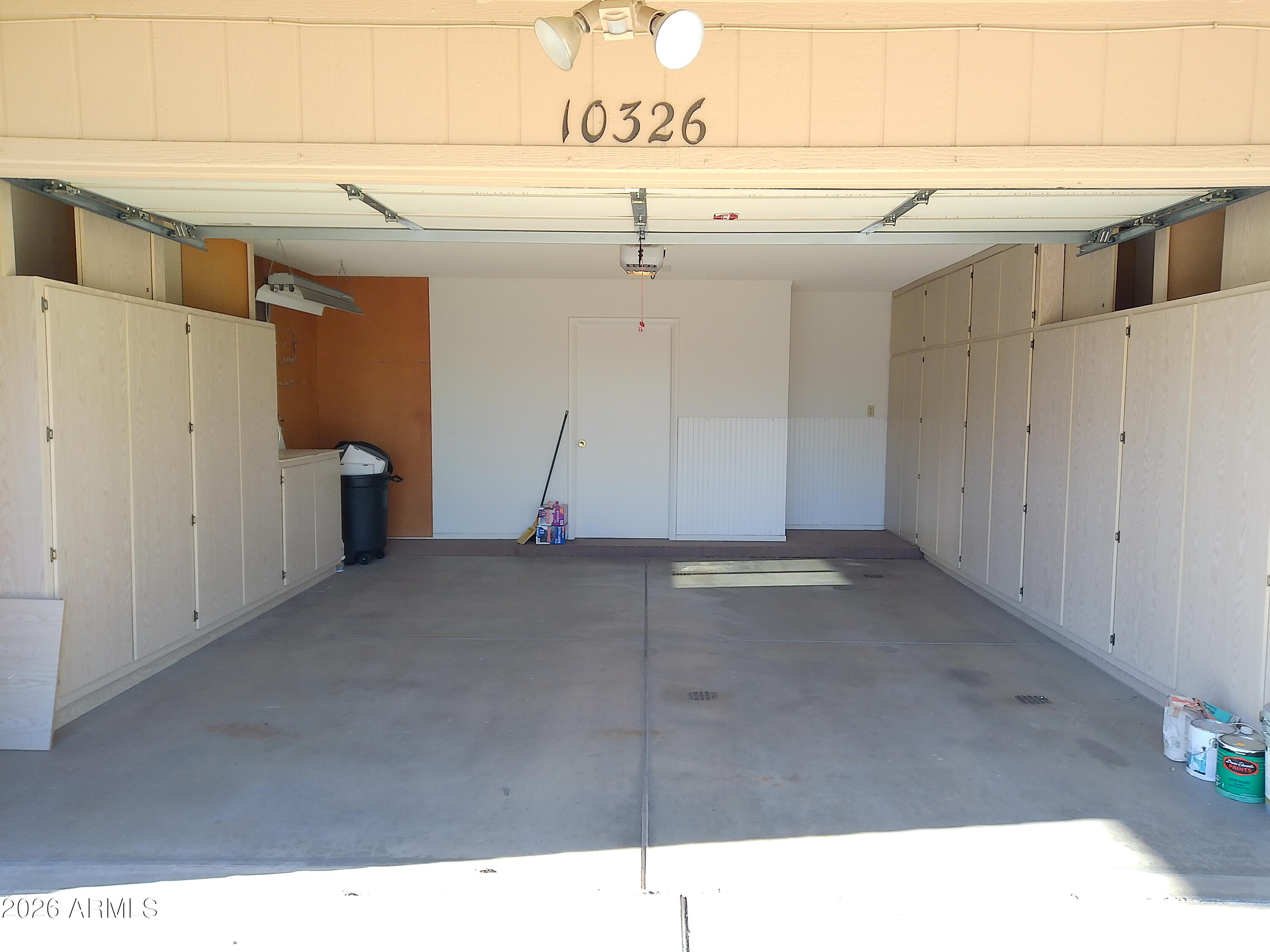 10326 W HIGHWOOD Lane