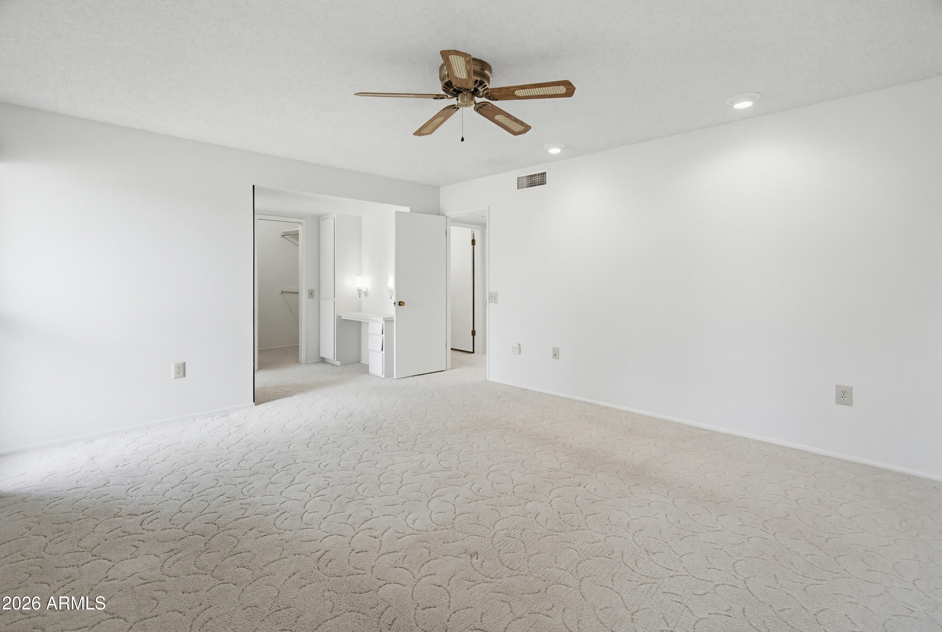 10326 W HIGHWOOD Lane