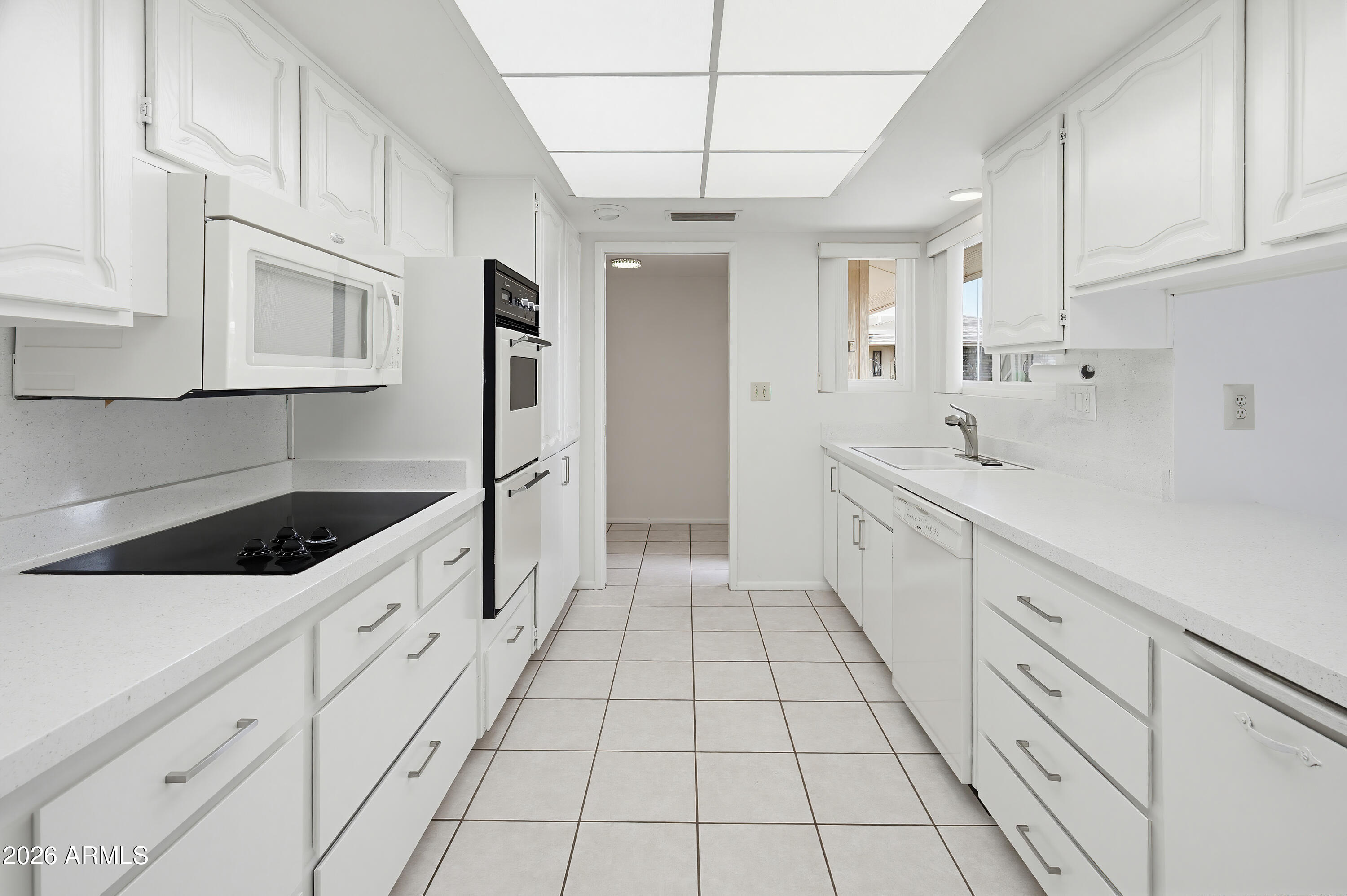 10326 W HIGHWOOD Lane