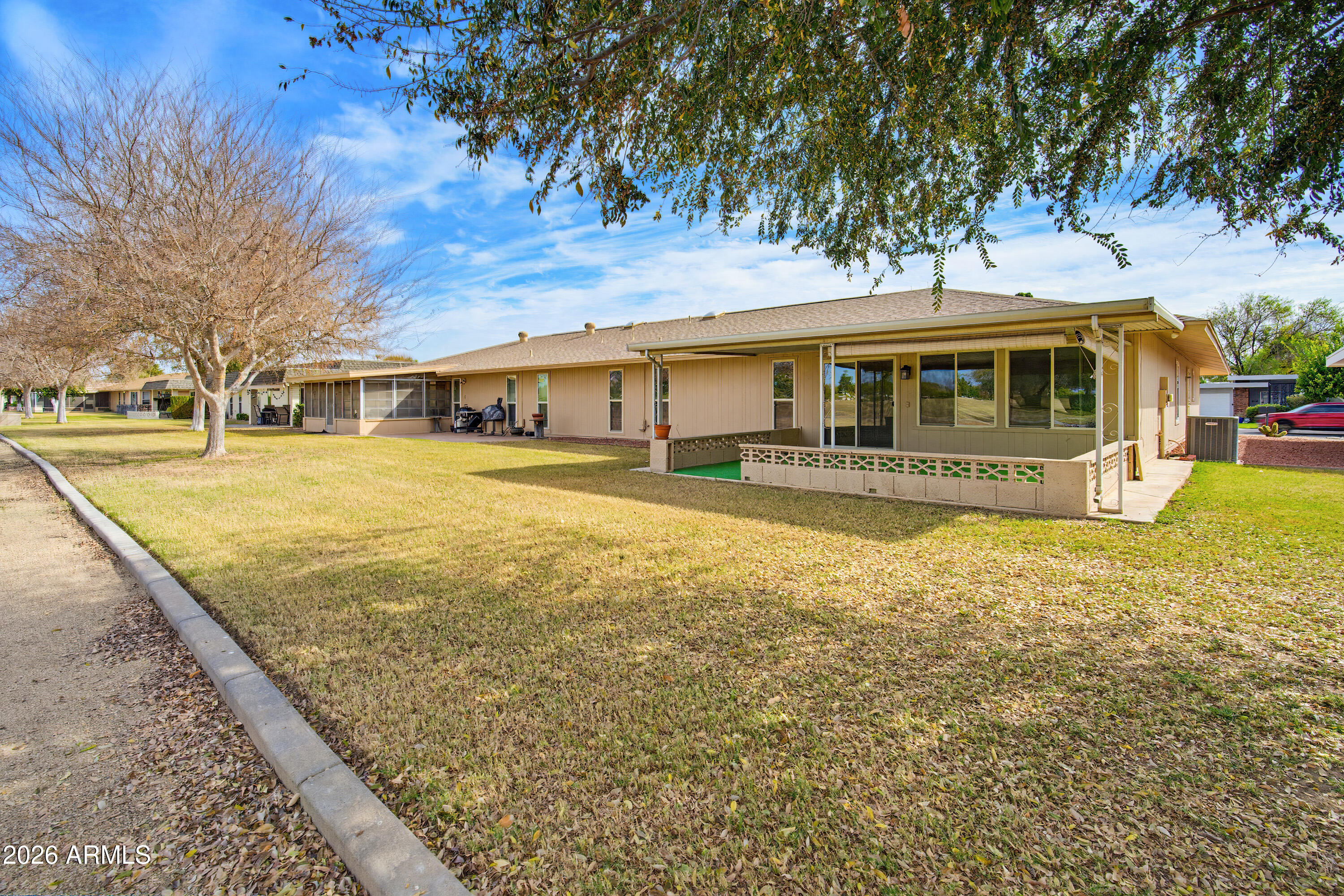 10326 W HIGHWOOD Lane