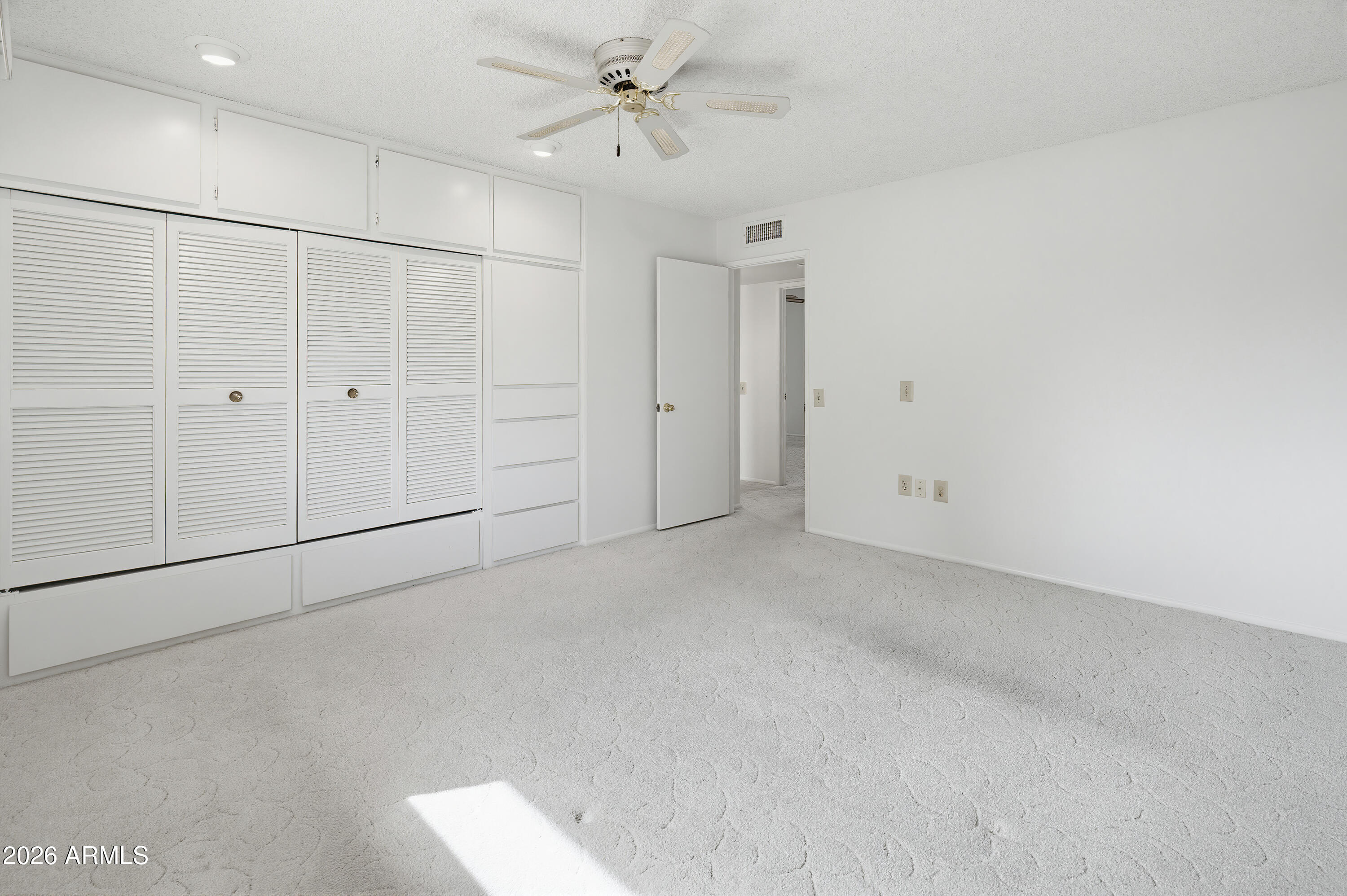 10326 W HIGHWOOD Lane