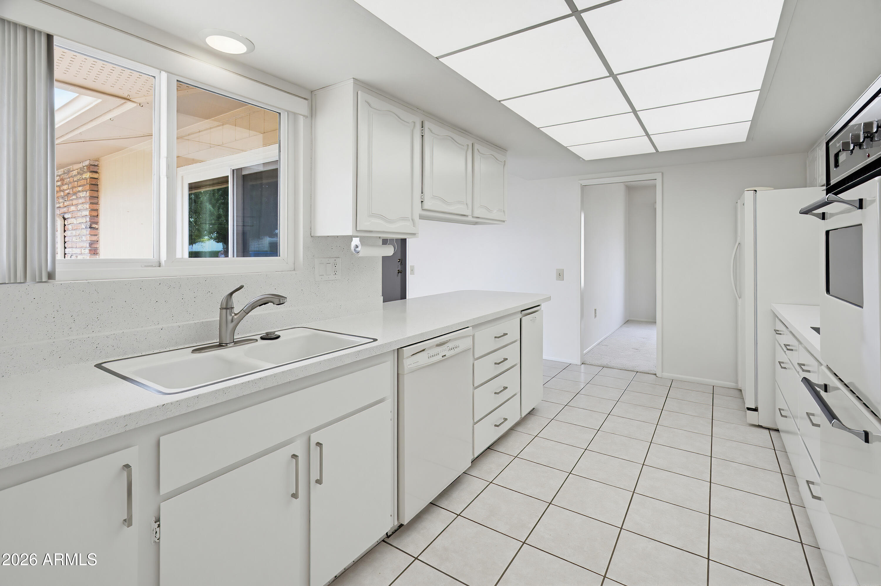 10326 W HIGHWOOD Lane