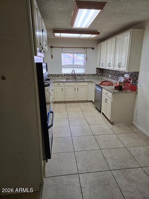 1142 E MCMURRAY Boulevard