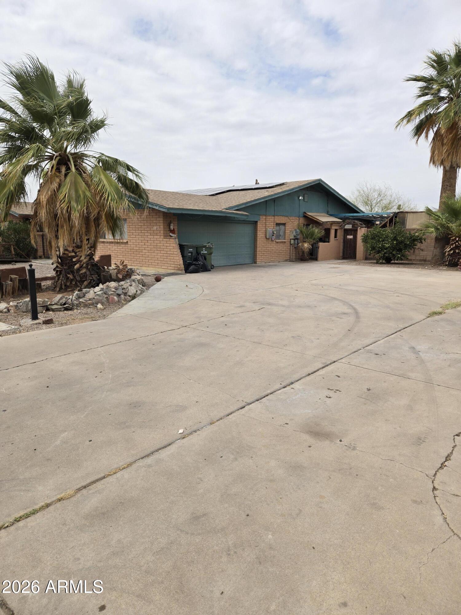 1142 E MCMURRAY Boulevard