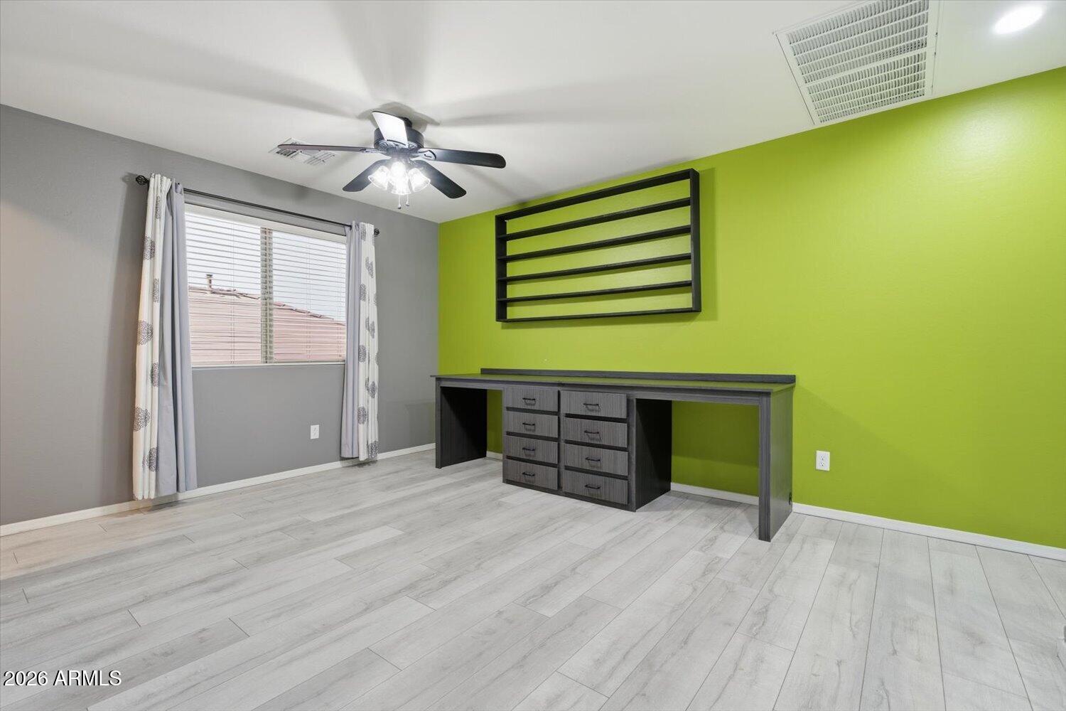 15686 W MCKINLEY Street