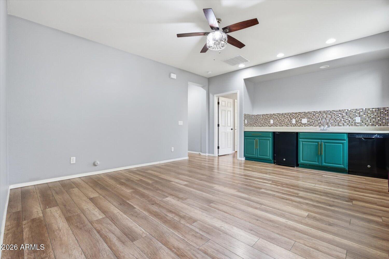 15686 W MCKINLEY Street