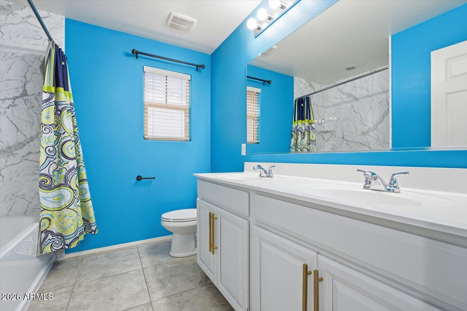 15686 W MCKINLEY Street