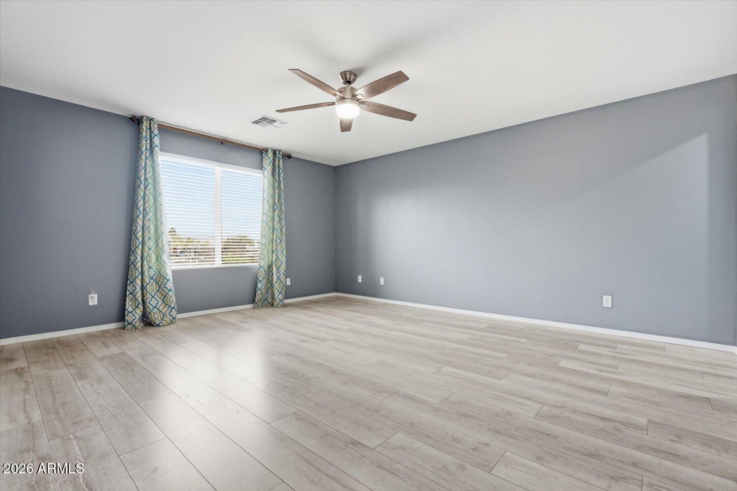 15686 W MCKINLEY Street