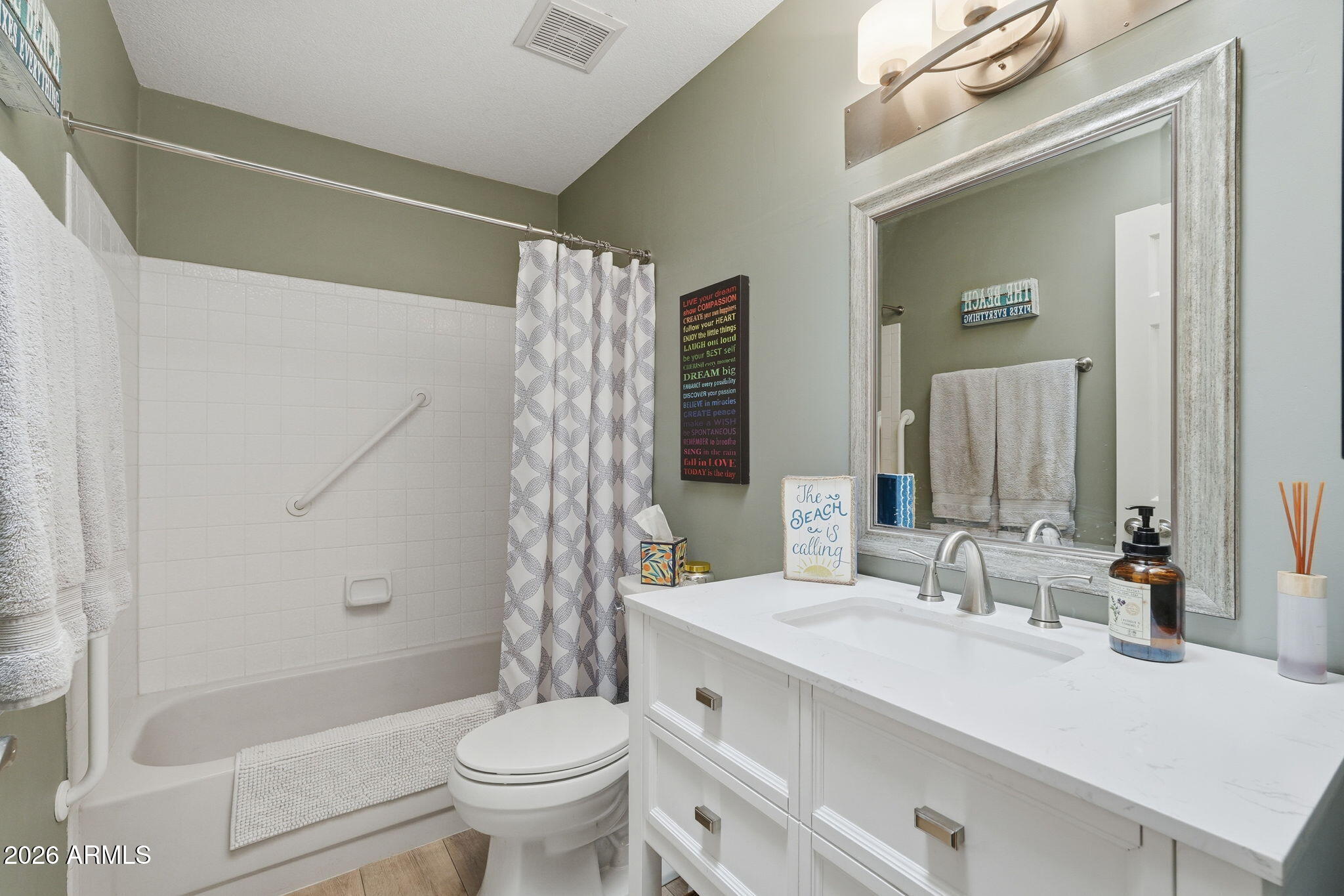 1502 W SHELLFISH Drive