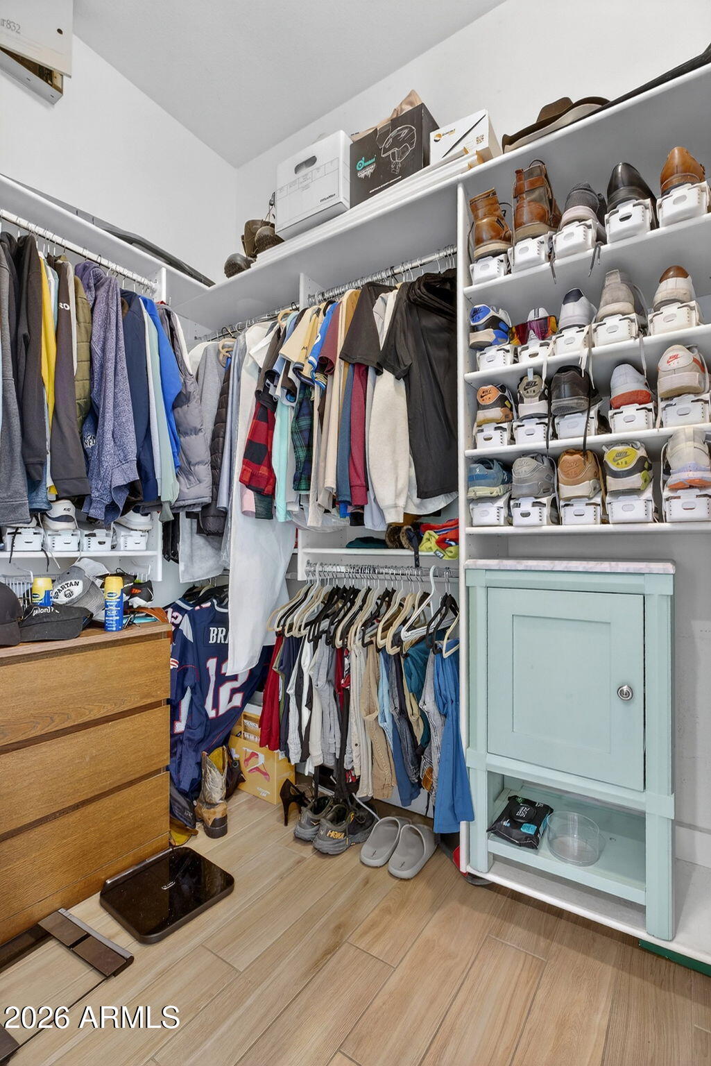 6762 W SHANNON Street