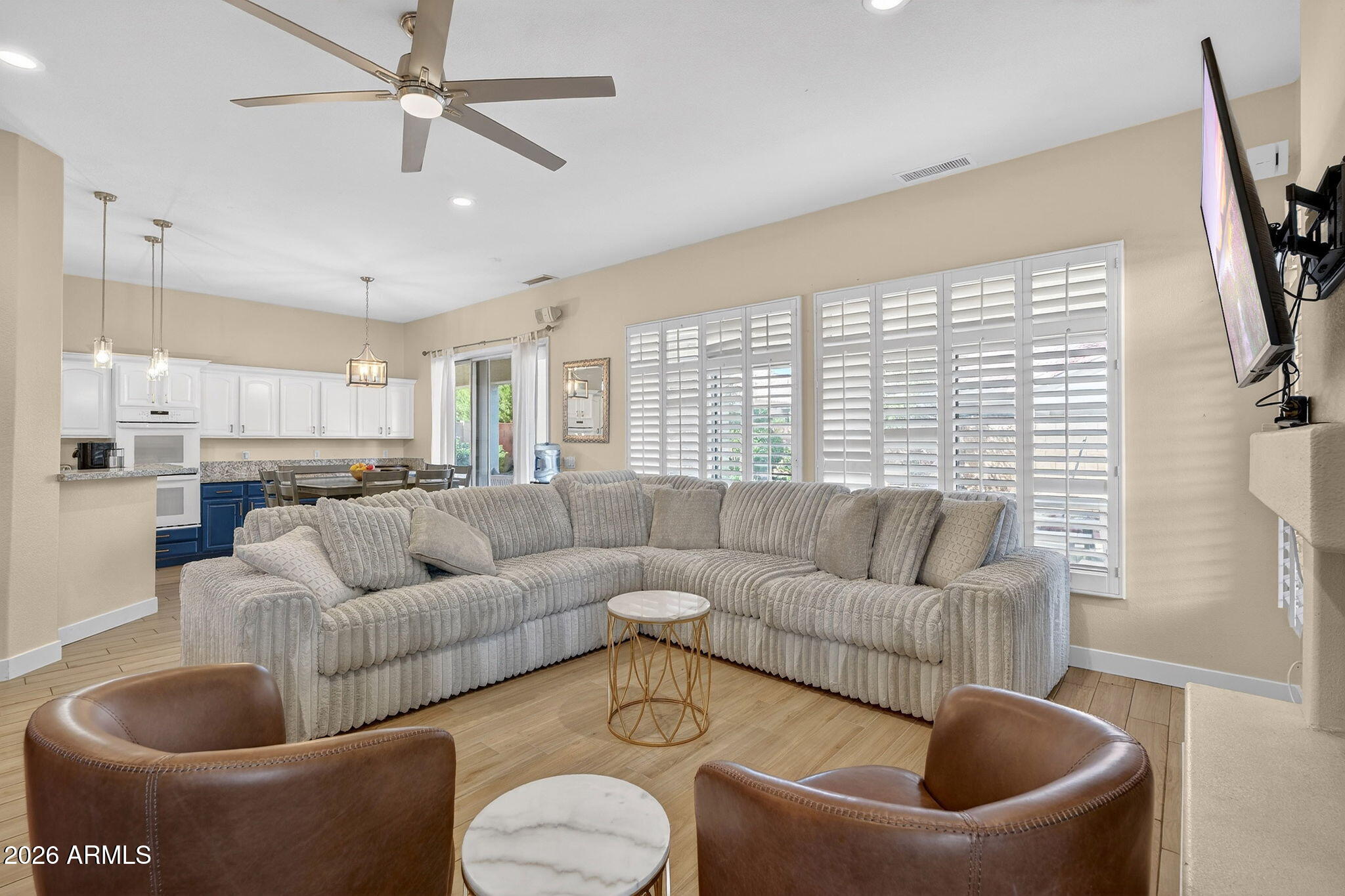 6762 W SHANNON Street