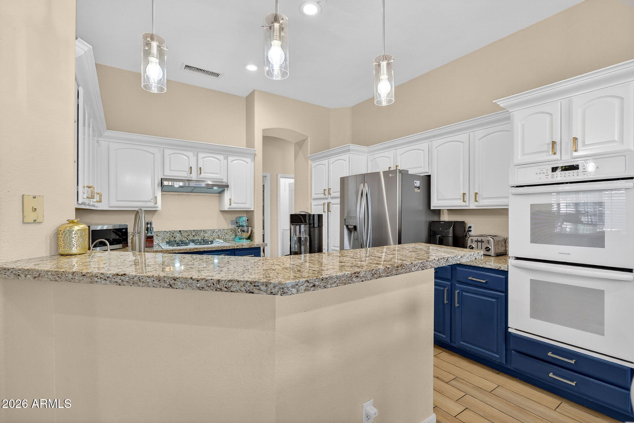 6762 W SHANNON Street