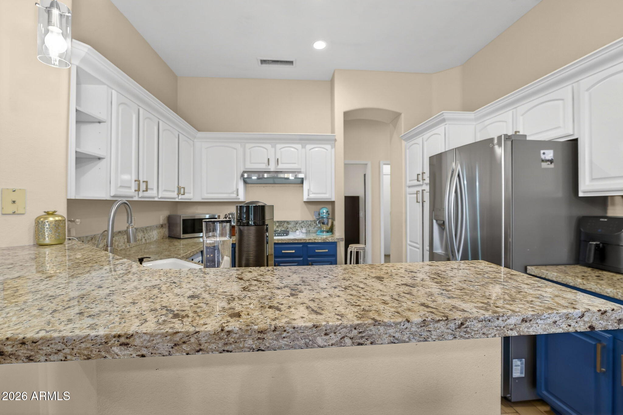 6762 W SHANNON Street