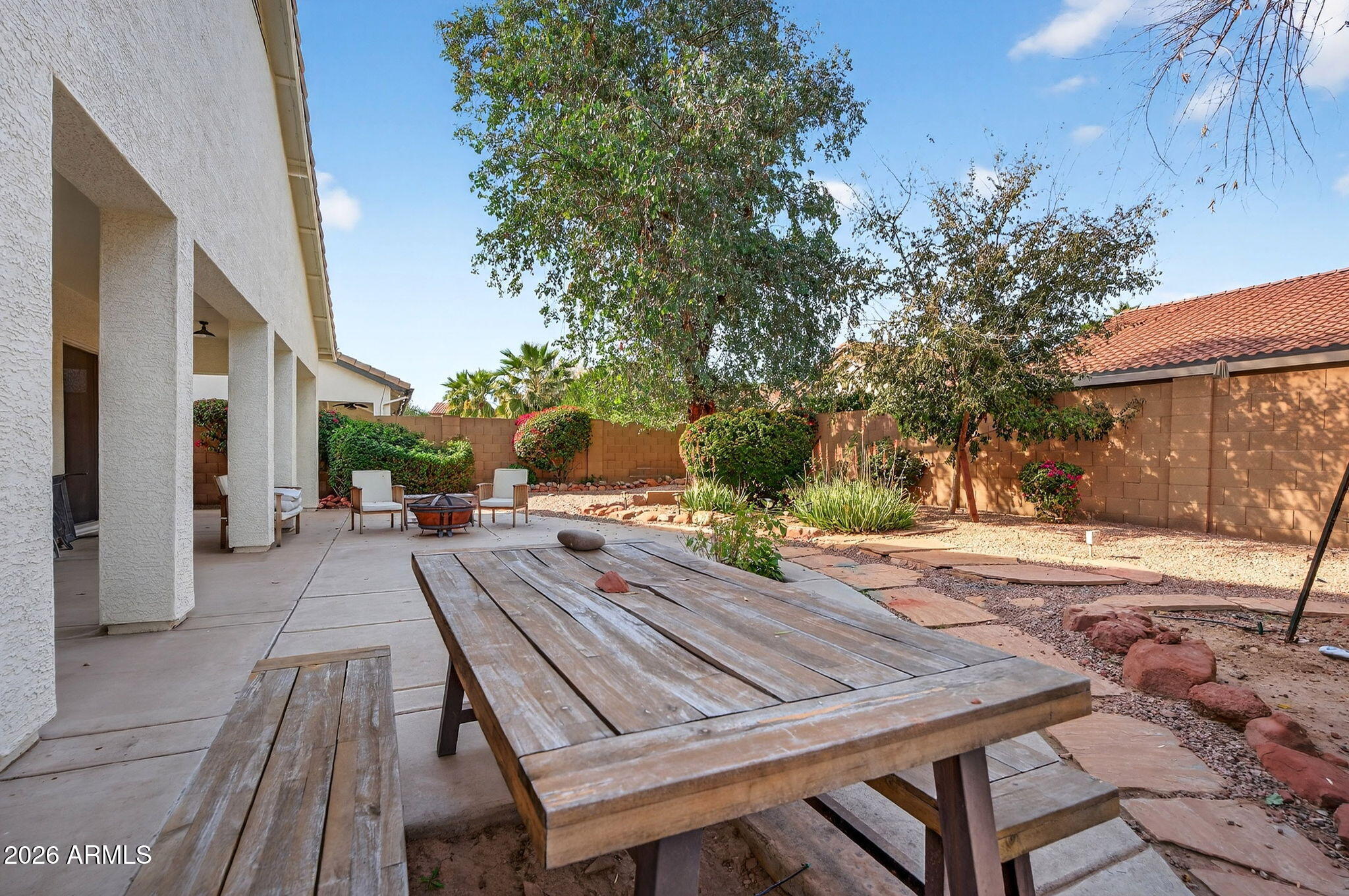 6762 W SHANNON Street