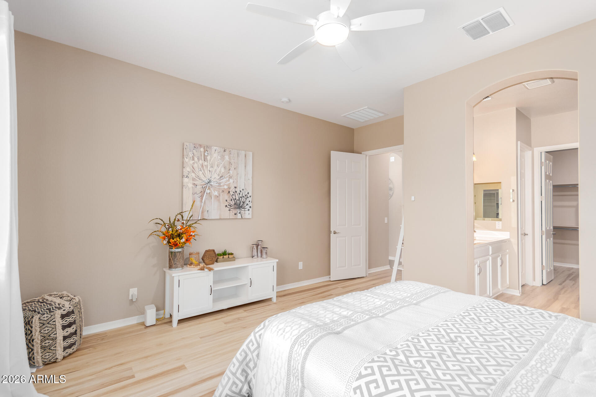 2813 W WILCOX PLAYA Drive