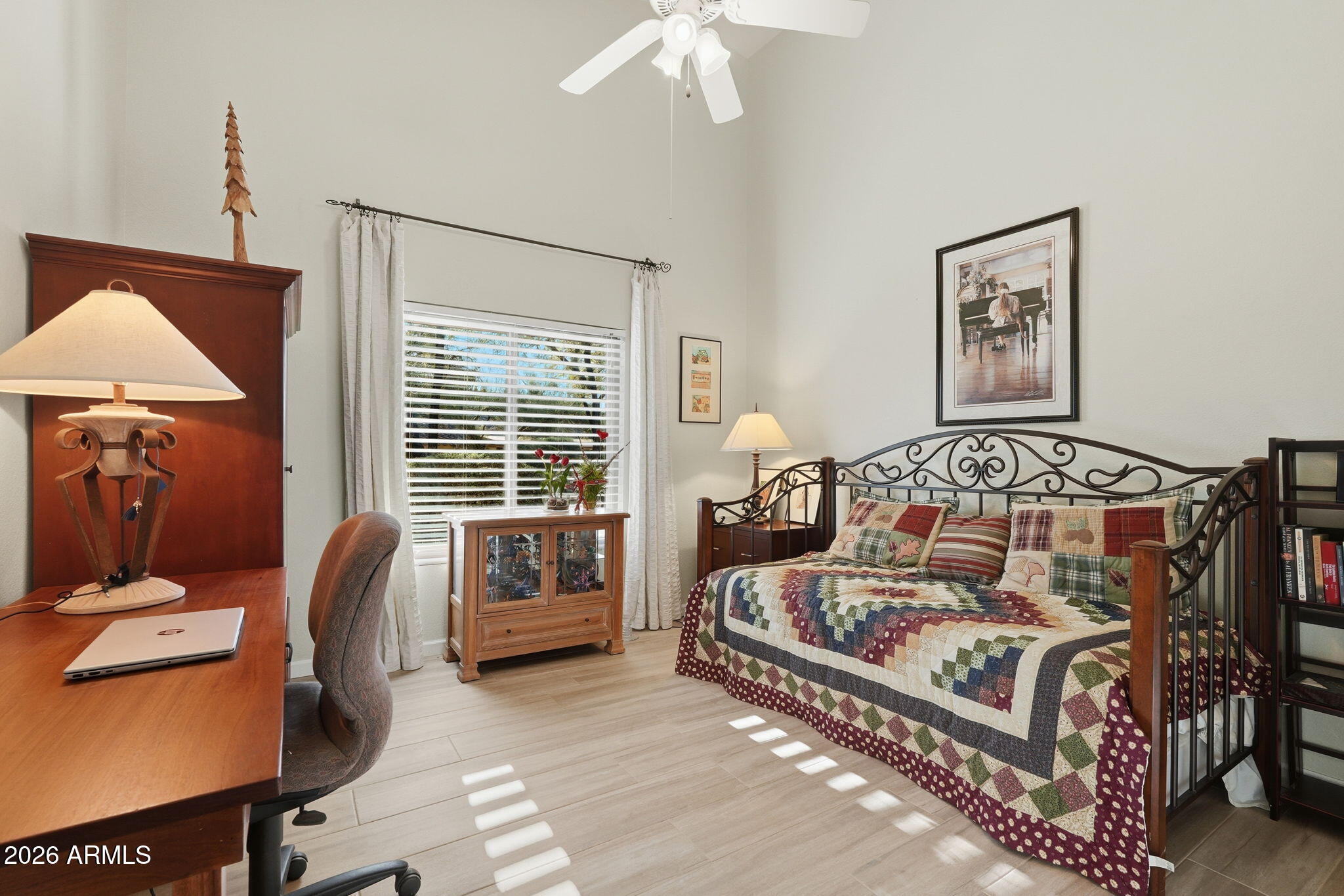 7701 E CHUPAROSA Circle