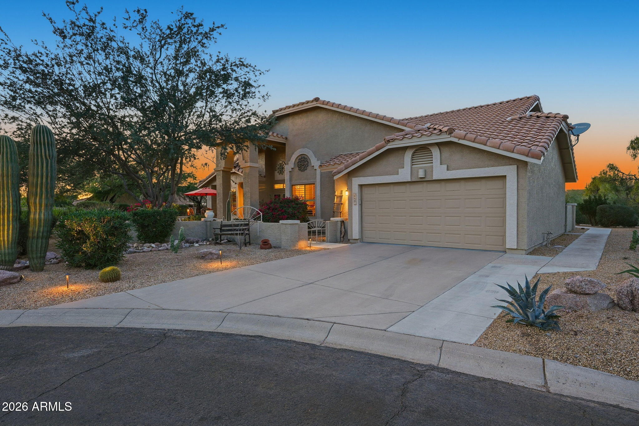 7701 E CHUPAROSA Circle