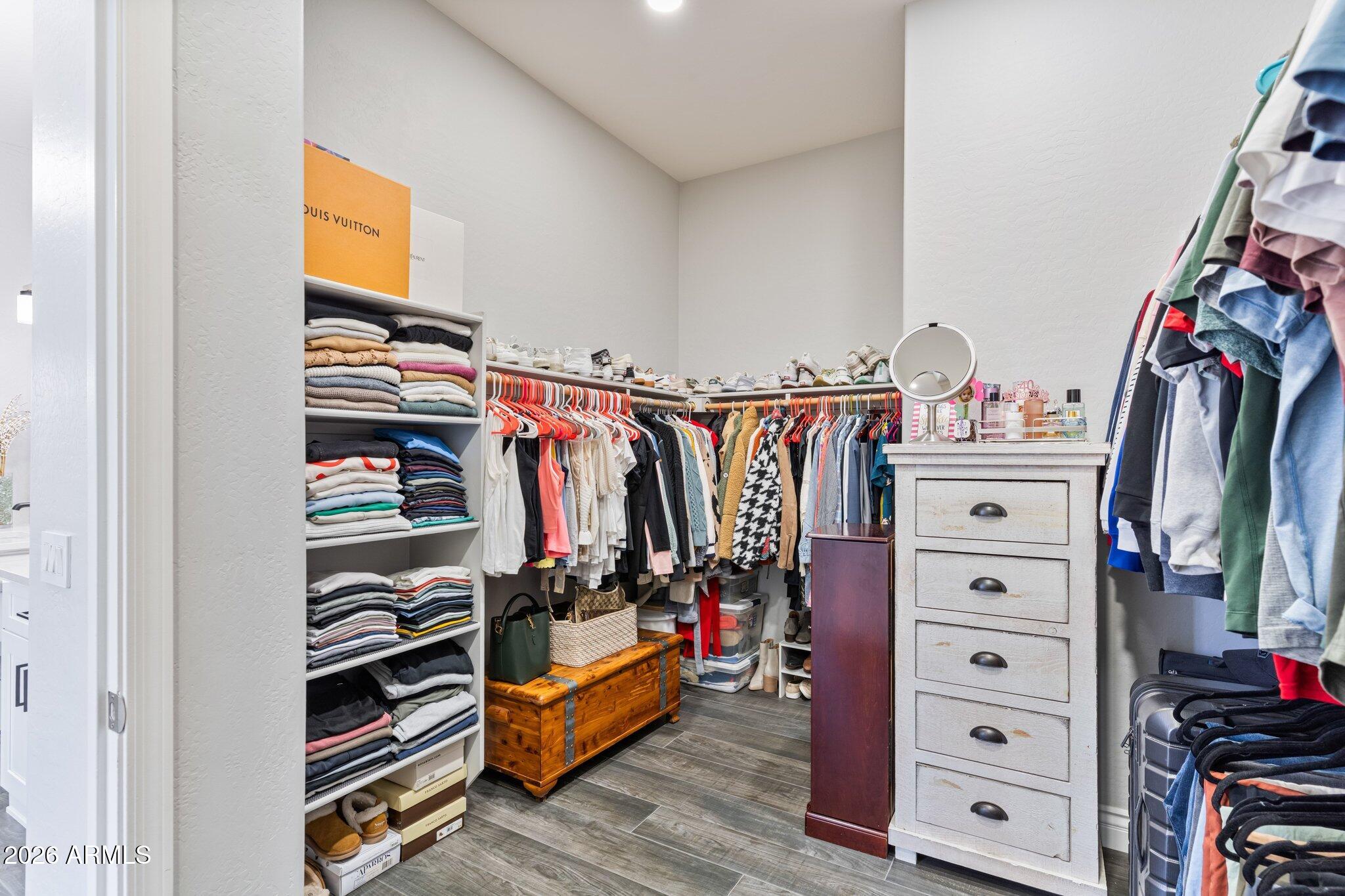 1902 S LOS ALTOS Drive