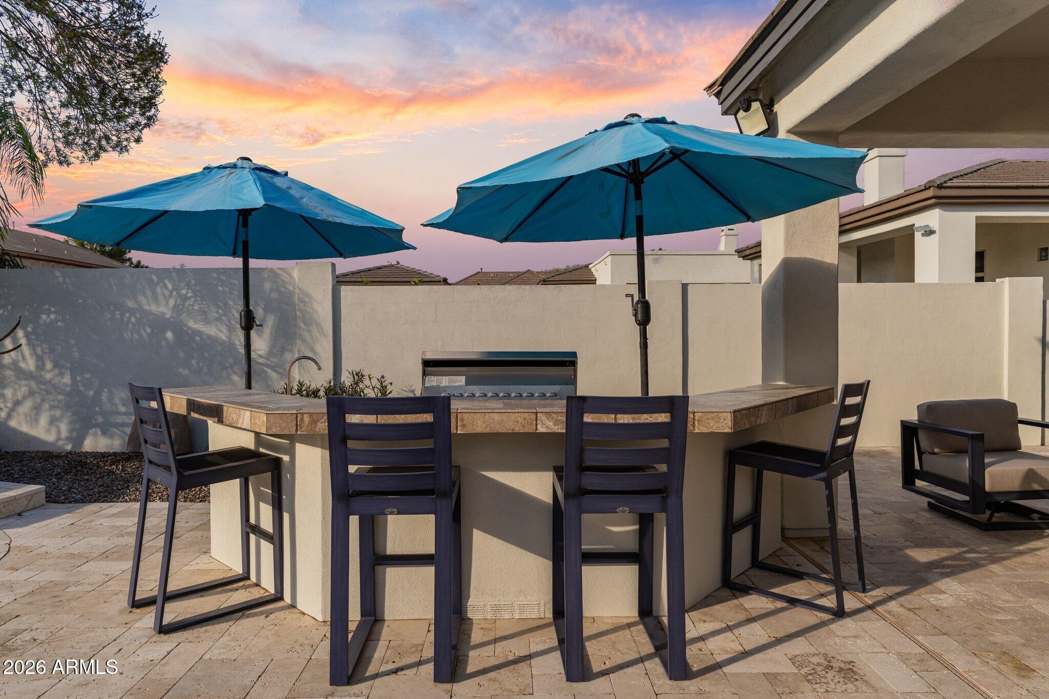 1902 S LOS ALTOS Drive